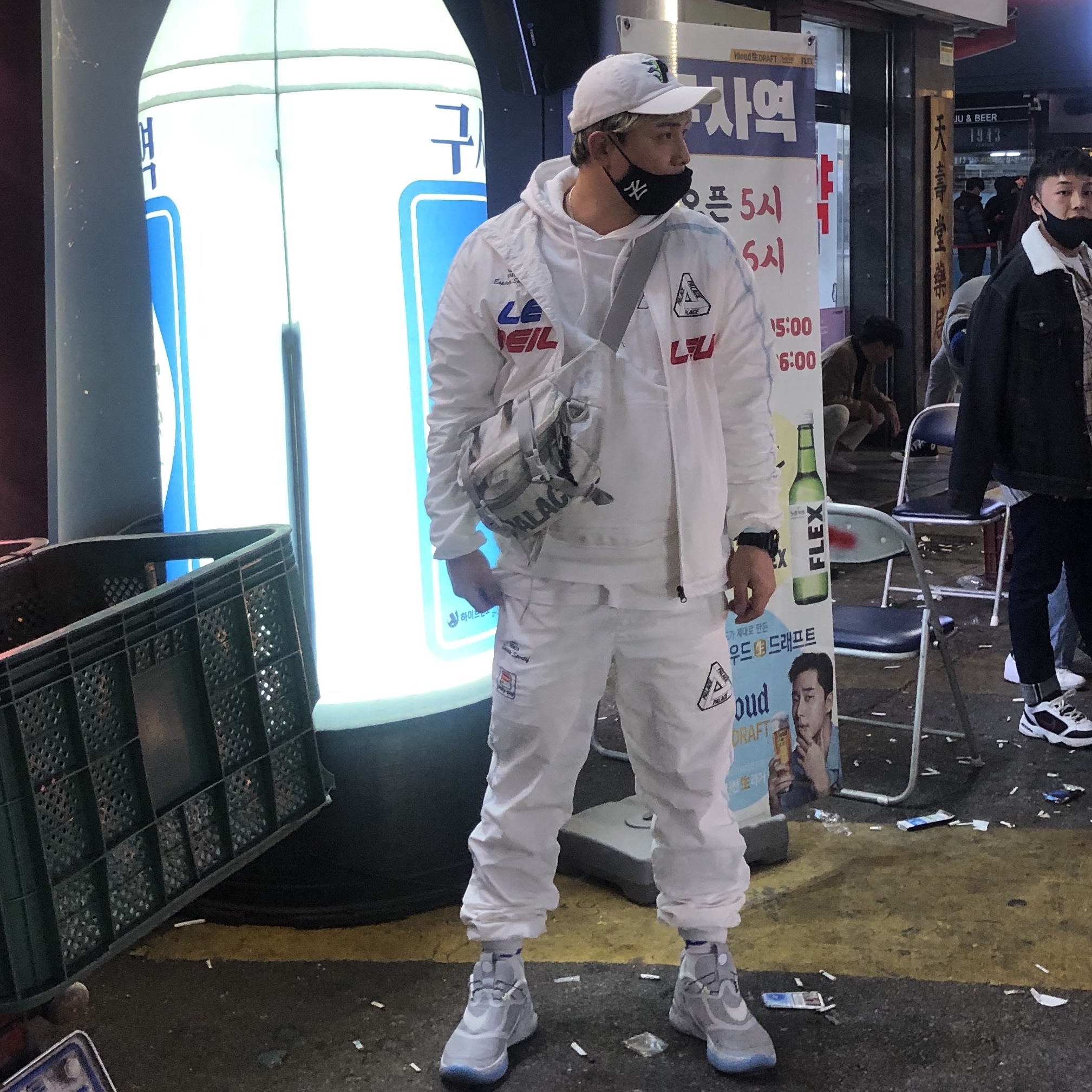 Nike x Supreme Zoom Streak Spectrum Plus White, Nike Adapt BB 2.0 Mag (KR Charger) 착용 스타일 - 2