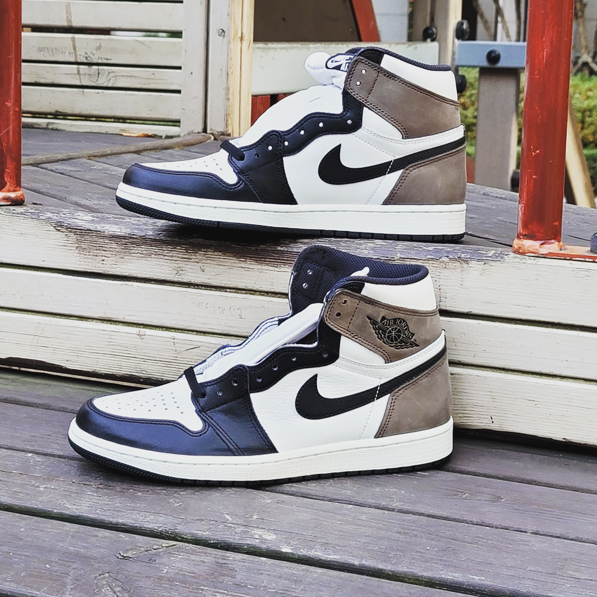 Jordan 1 Retro High OG Black Mocha 착용 스타일
