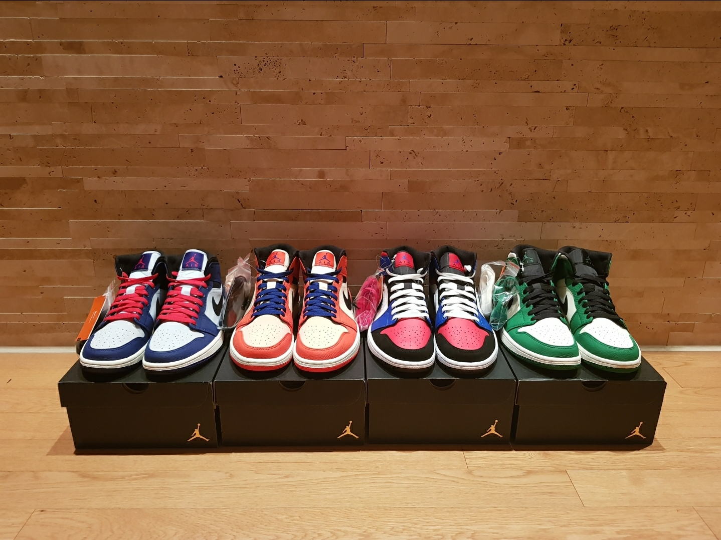 Jordan 1 Mid Deep Royal Blue Black, Jordan 1 Mid Team Orange Black 착용 스타일 - 2