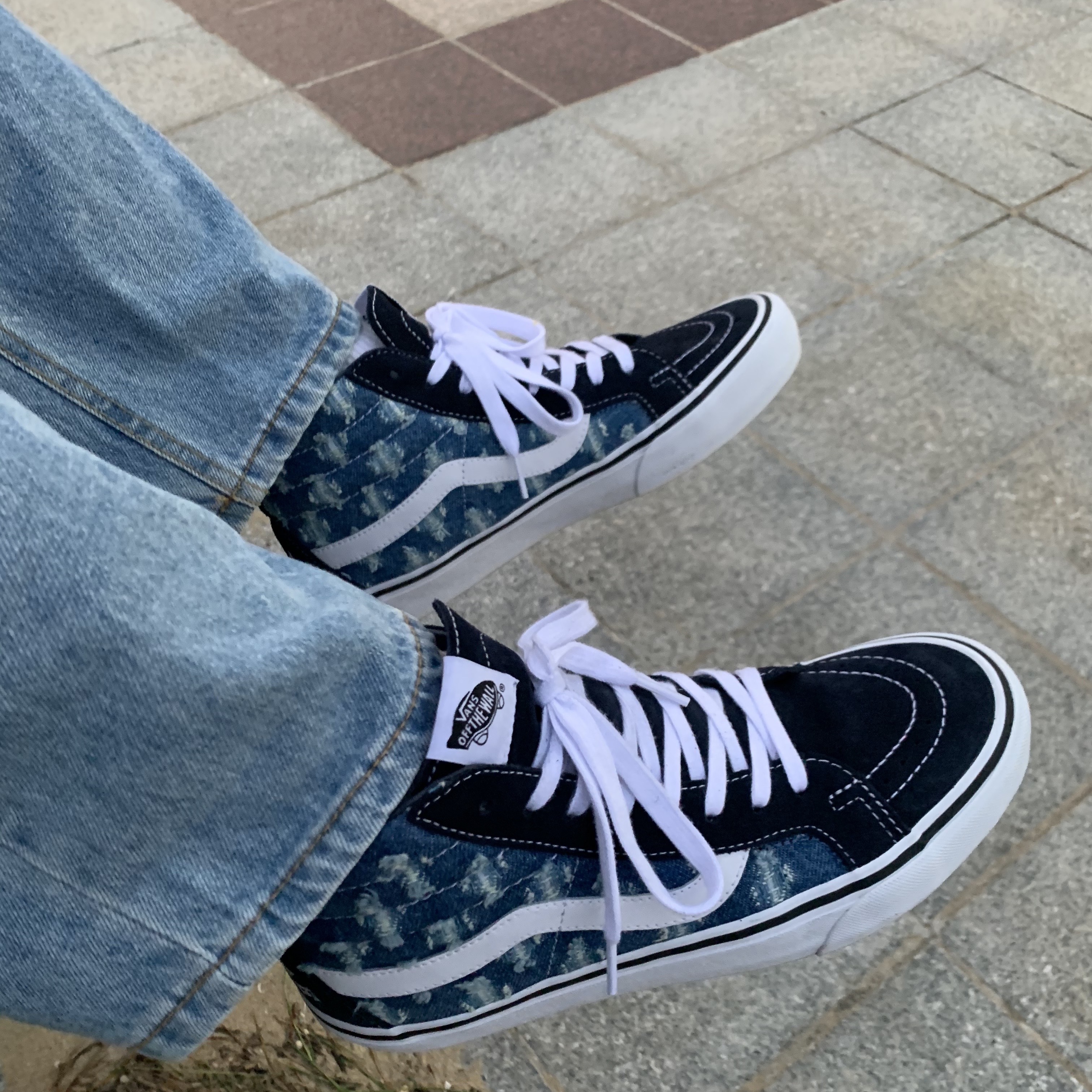 Vans x Supreme Sk8-Hi Hole Punch Denim Blue 착용 스타일 - 1