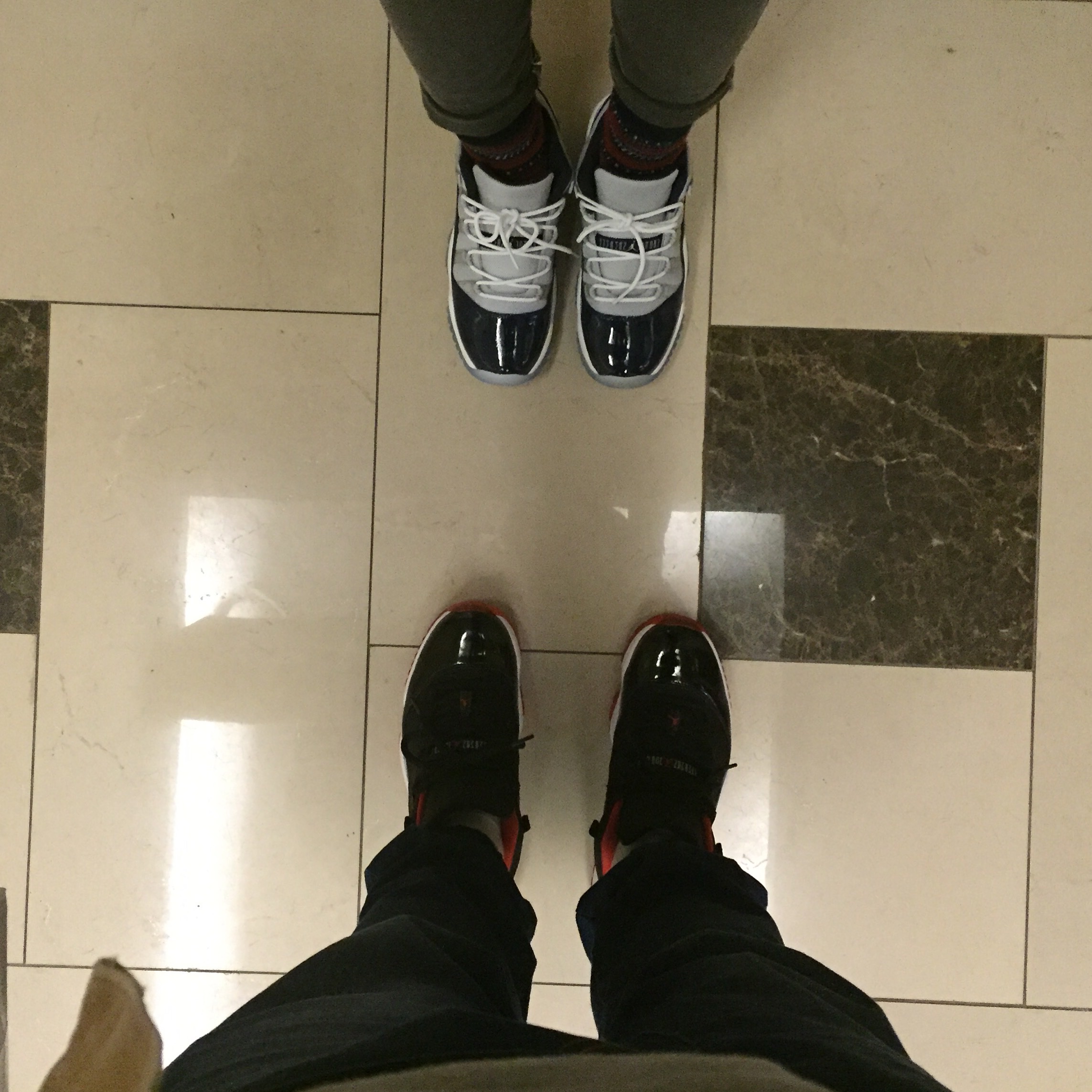 (GS) Jordan 11 Retro Low Georgetown, Jordan 11 Retro Low Bred 착용 스타일