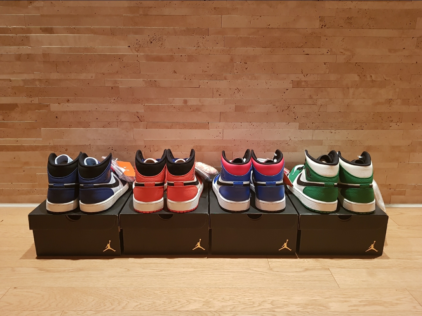 Jordan 1 Mid Deep Royal Blue Black, Jordan 1 Mid Team Orange Black 착용 스타일 - 1