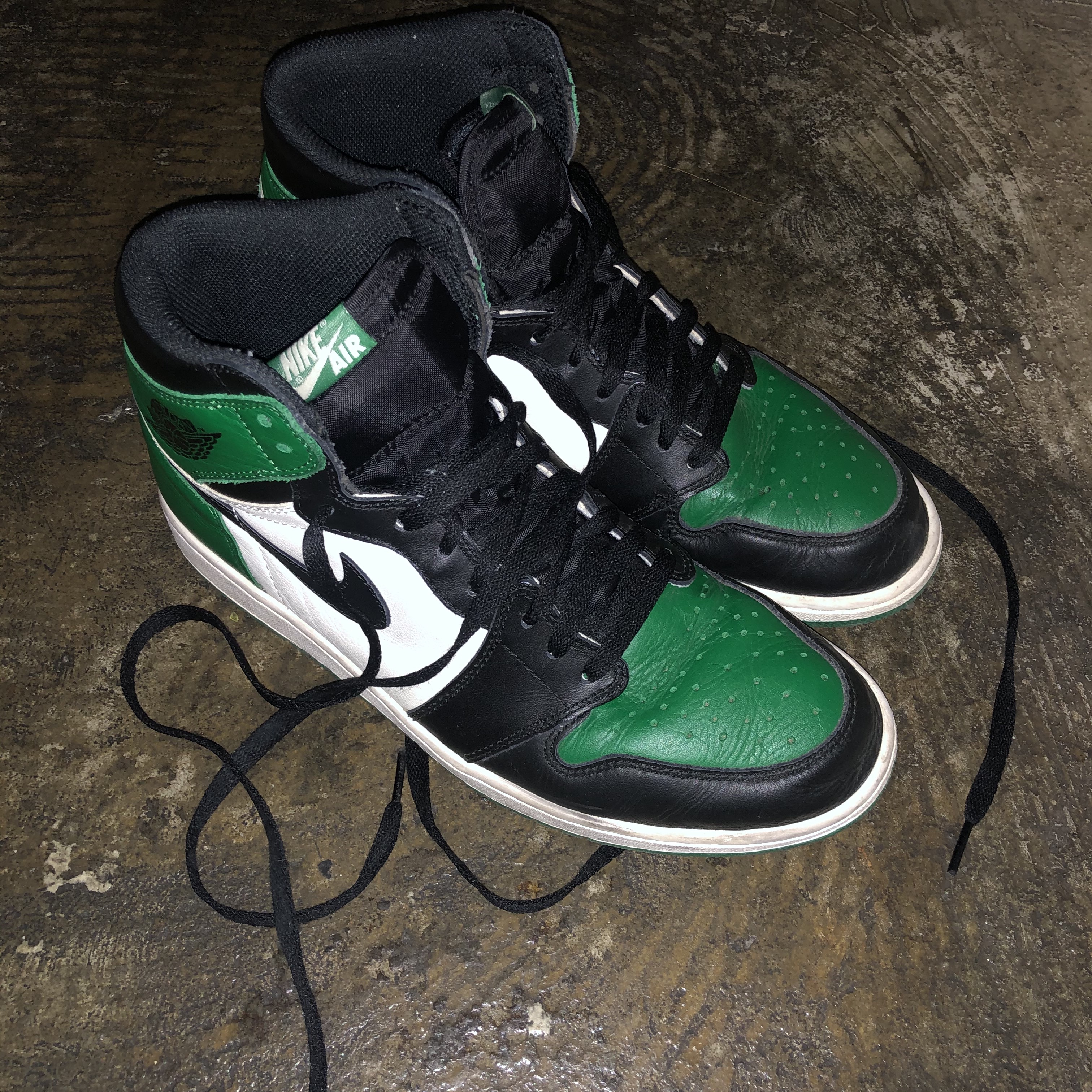Jordan 1 Retro High OG Pine Green 착용 스타일