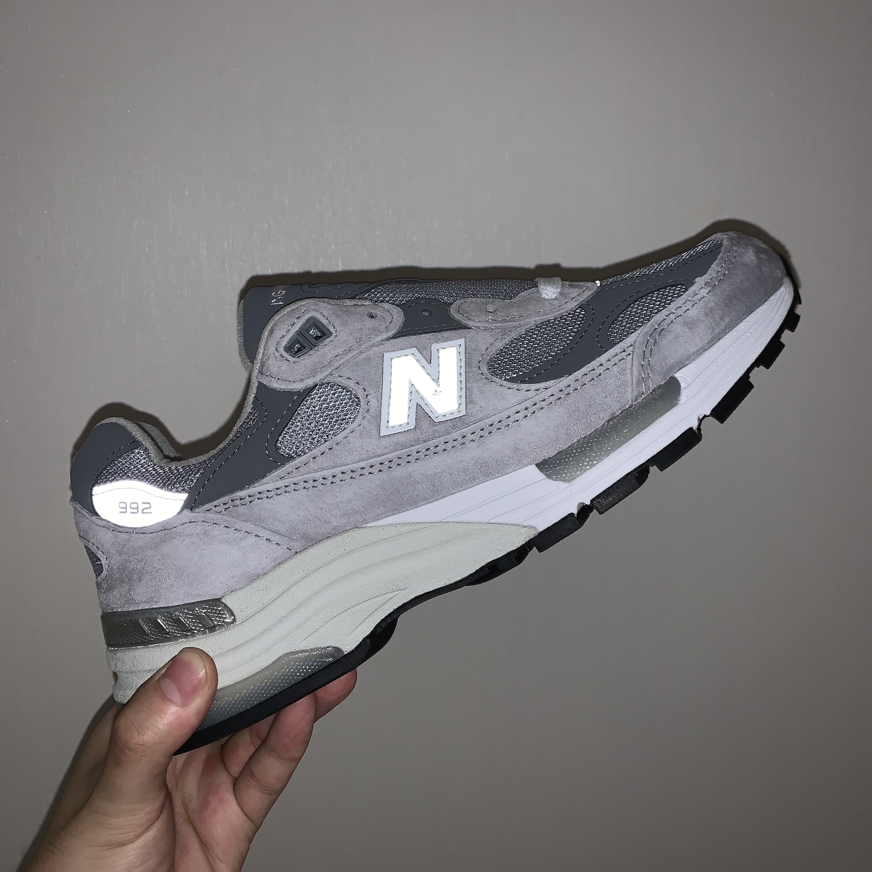 New Balance 992 Made in USA Grey - D Standard 착용 스타일