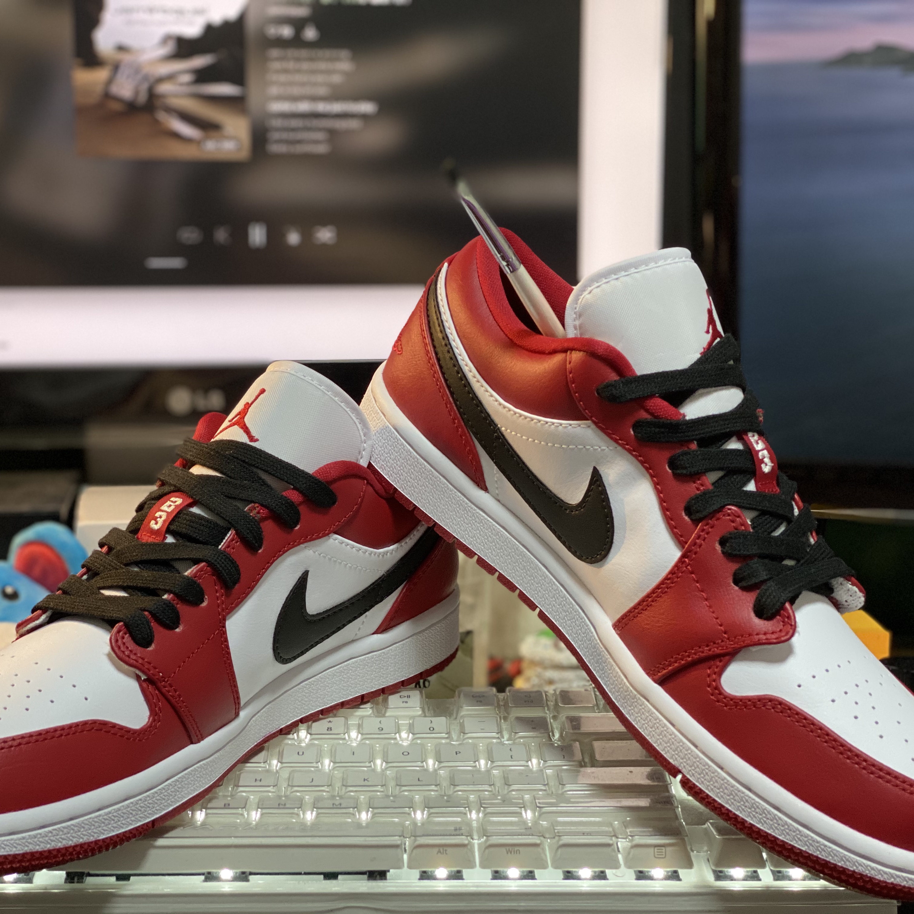 Nike x Stussy NRG BR LS Knit Top, Jordan 1 Low Gym Red White 착용 스타일 - 3