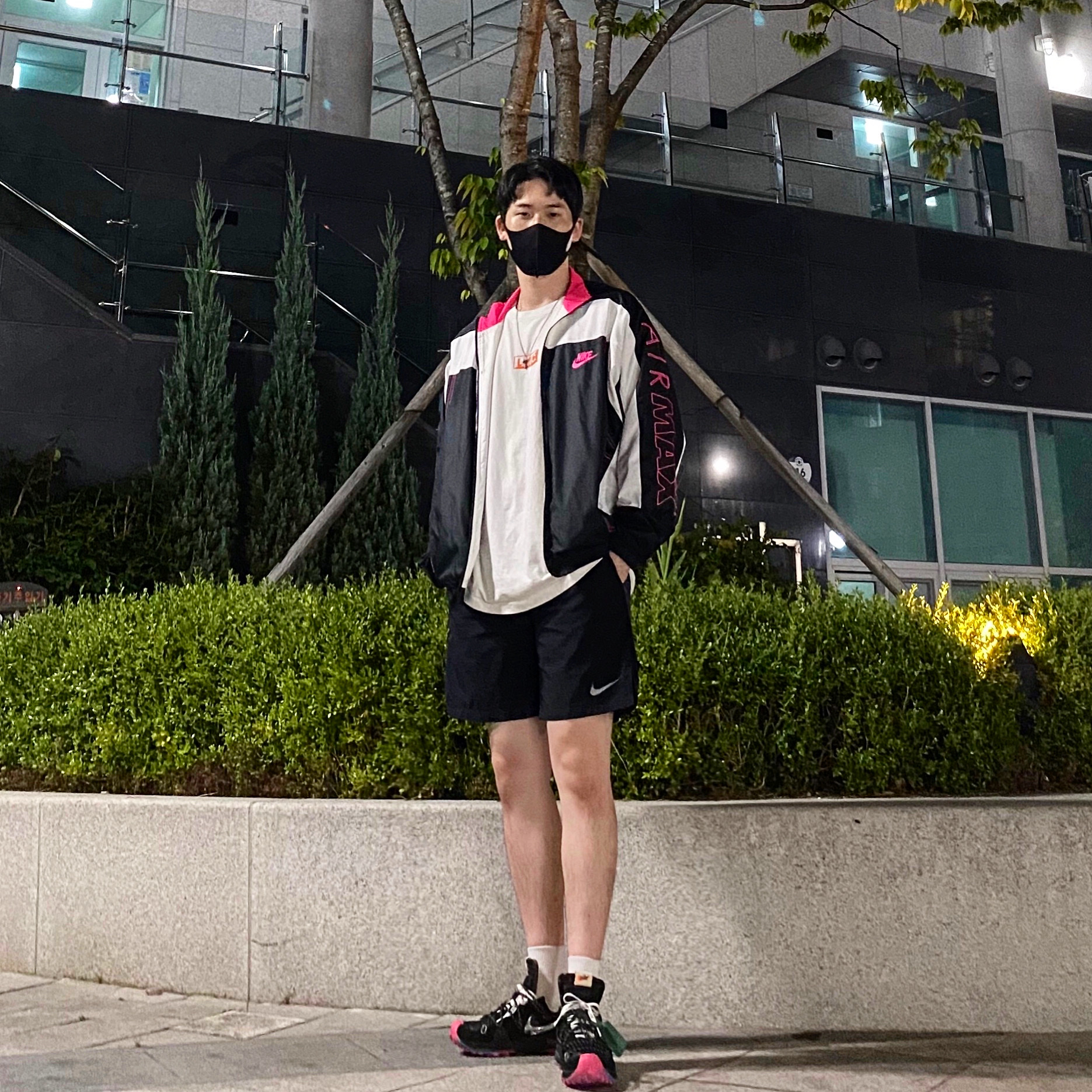(W) Nike x Off-White Zoom Terra Kiger 5 Black 착용 스타일
