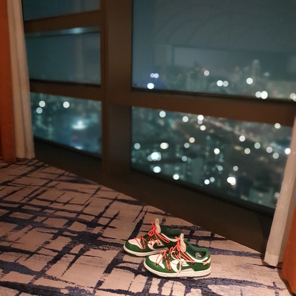 Nike x Off-White Dunk Low Pine Green 착용 스타일 - 1