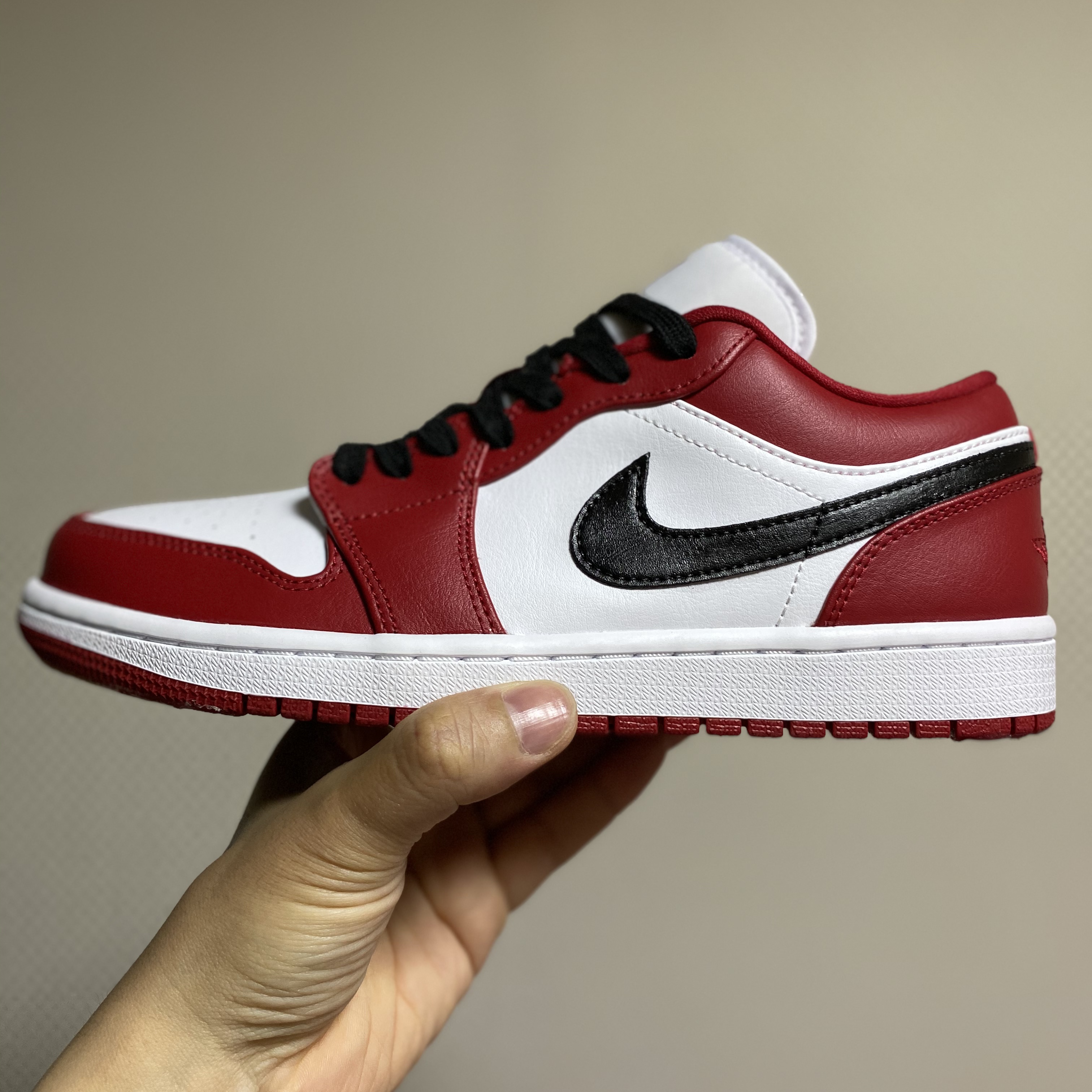 Nike x Stussy NRG BR LS Knit Top, Jordan 1 Low Gym Red White 착용 스타일 - 4