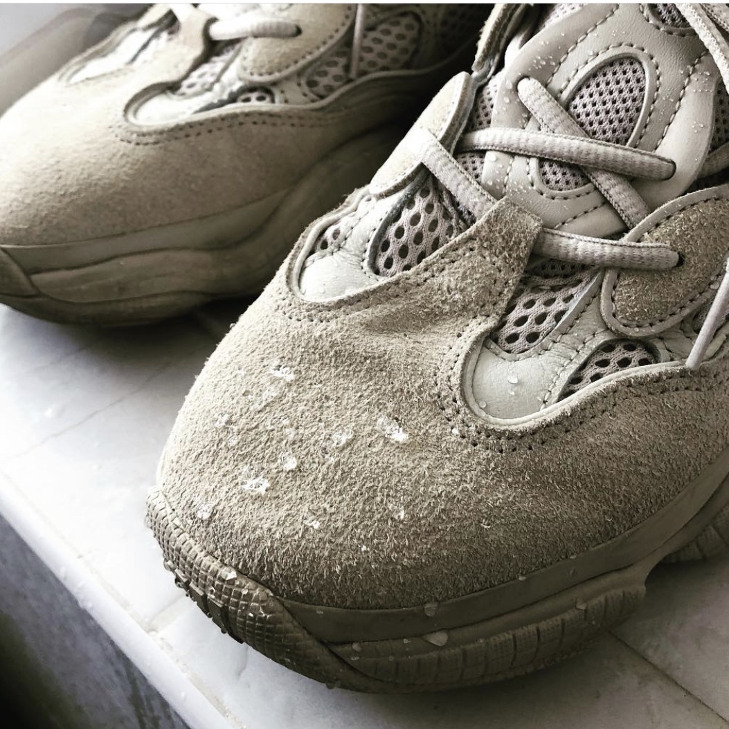 Adidas Yeezy 500 Blush 2018 착용 스타일