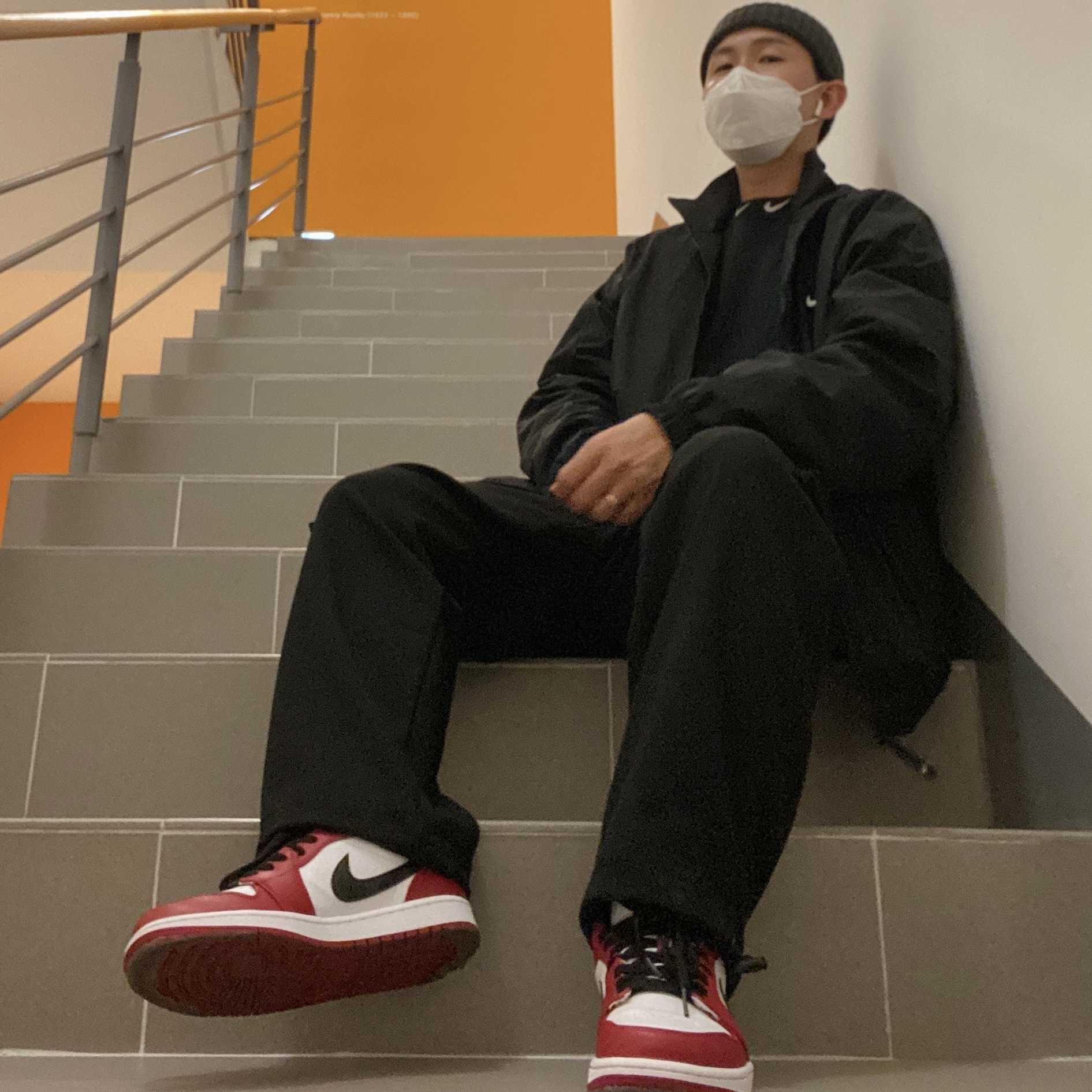 Nike x Stussy NRG BR LS Knit Top, Jordan 1 Low Gym Red White 착용 스타일 - 1