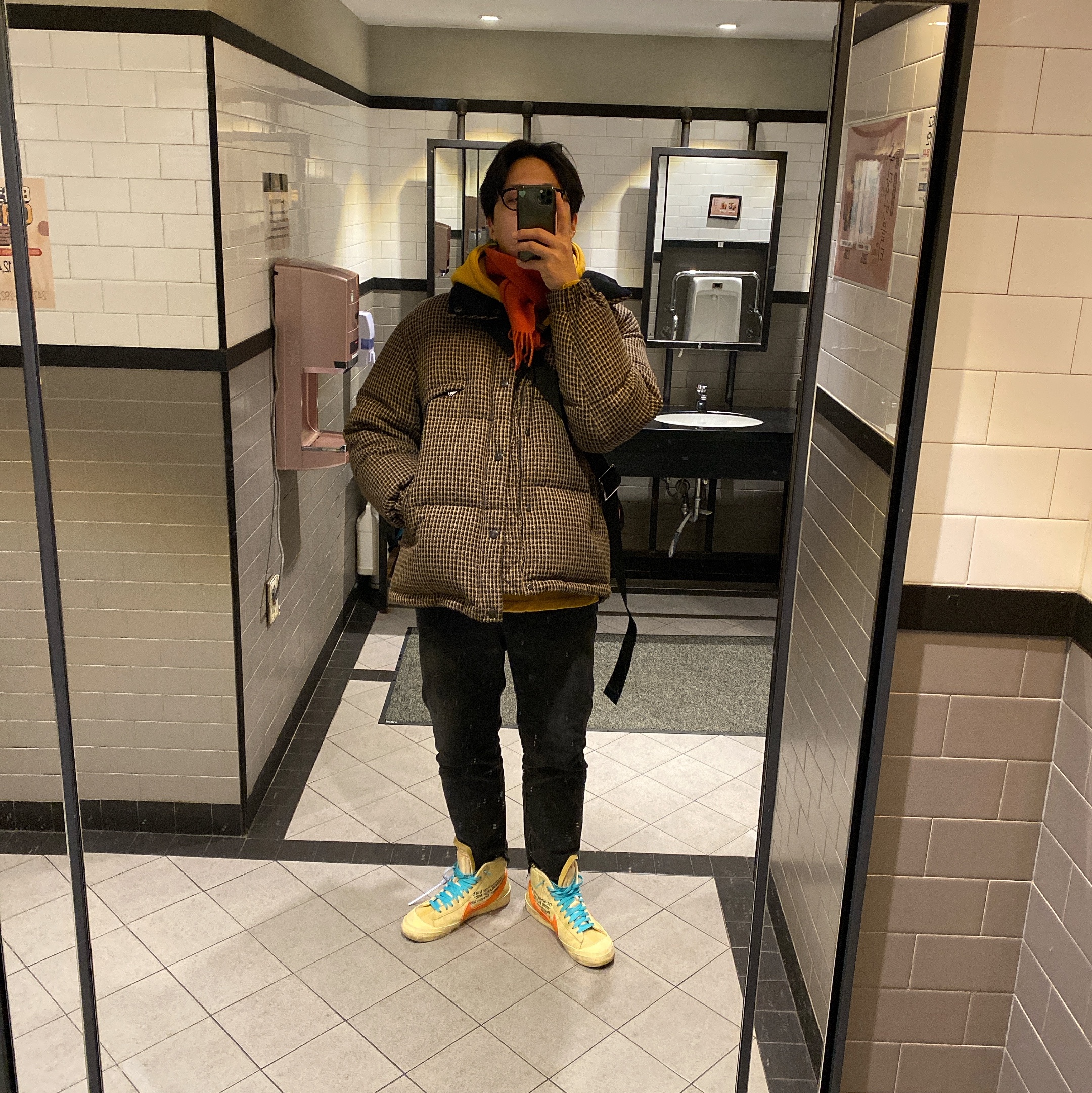 Nike x Off-White Blazer Mid Off-White All Hallow's Eve 착용 스타일