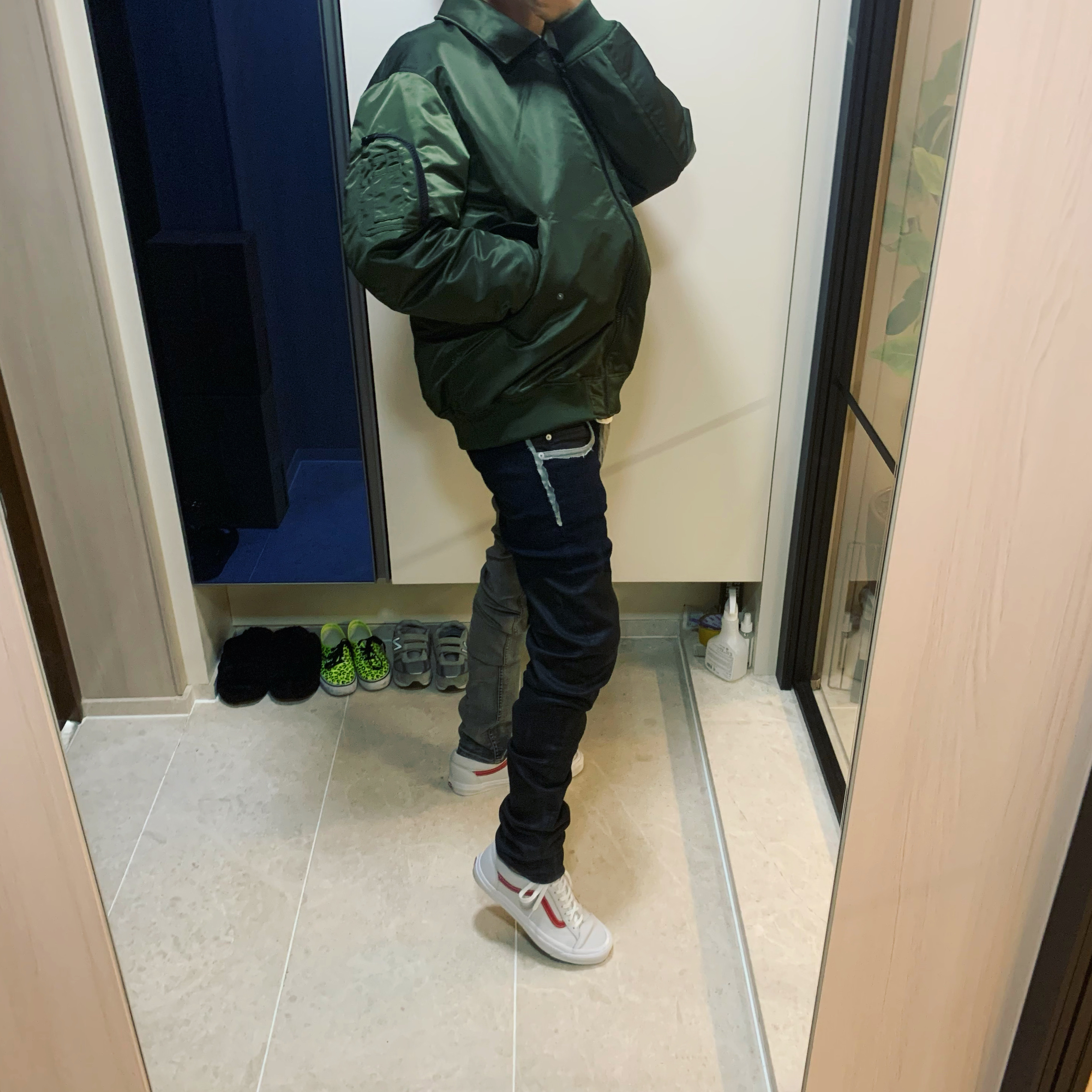 Vans Vault OG Style 36 LX Red 착용 스타일 - 2