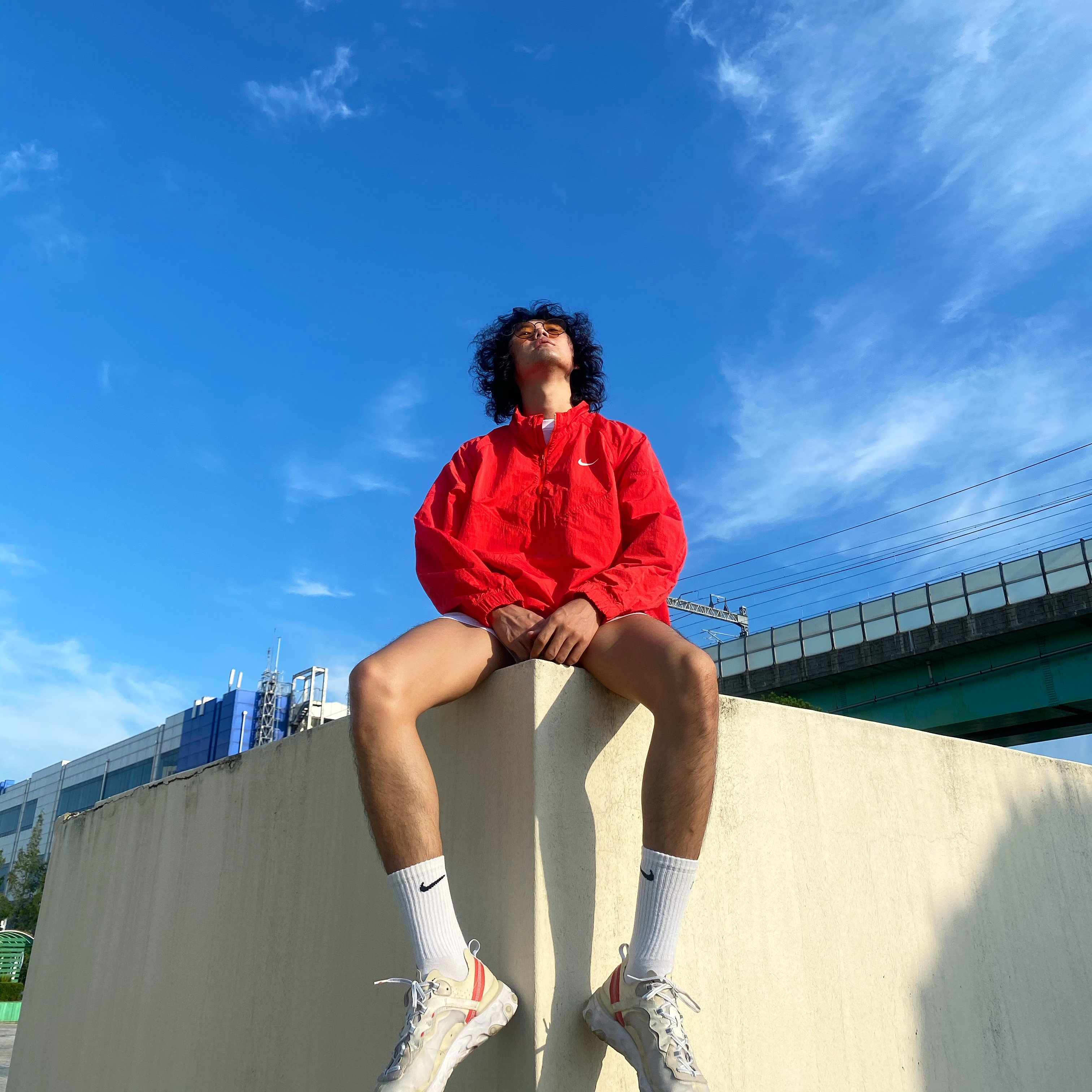 Nike React Element 87 Sail Light Bone 착용 스타일 - 1