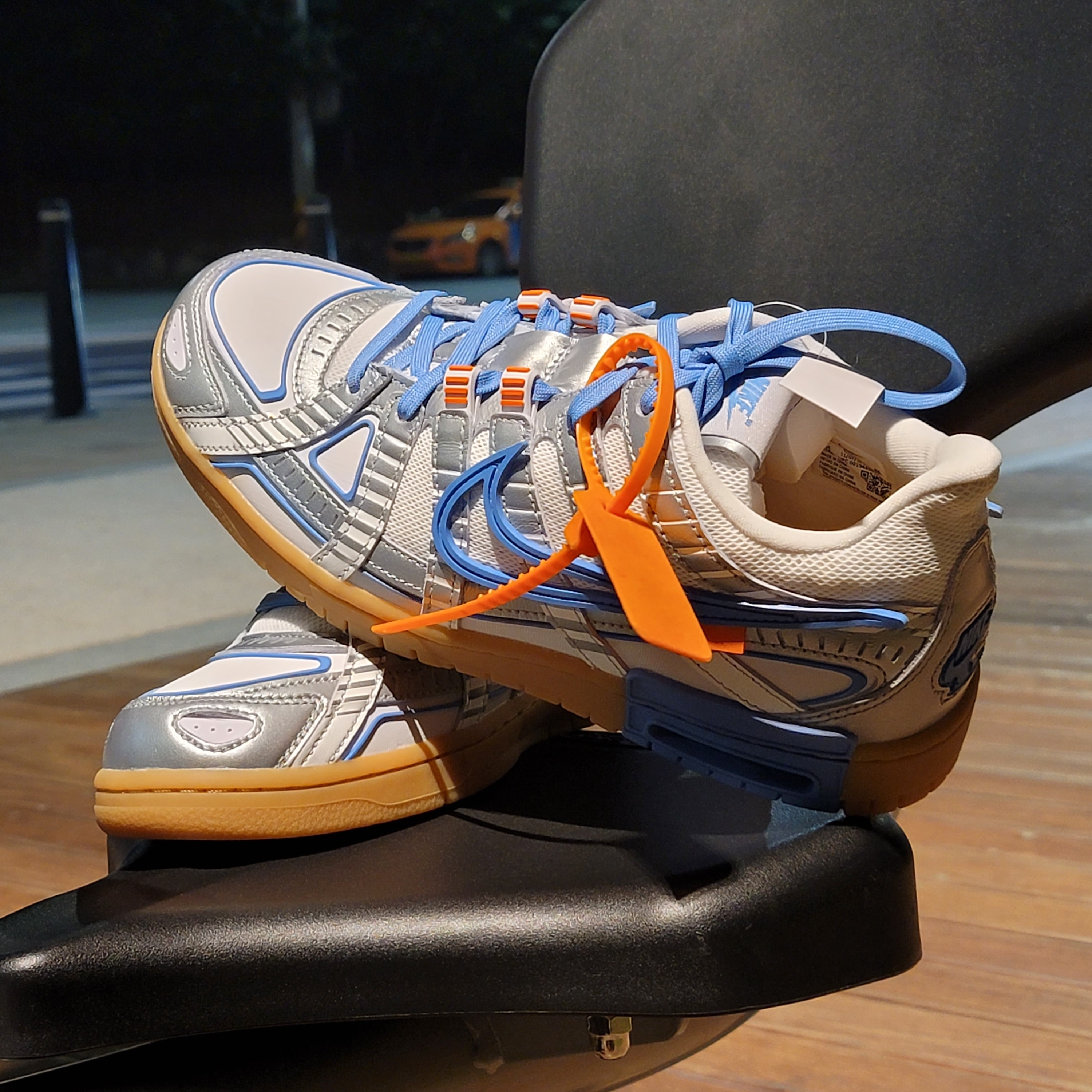 Nike x Off-White Air Rubber Dunk University Blue 착용 스타일