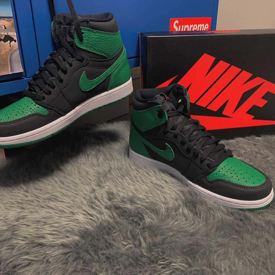 Jordan 1 Retro High OG Pine Green Black 착용 스타일