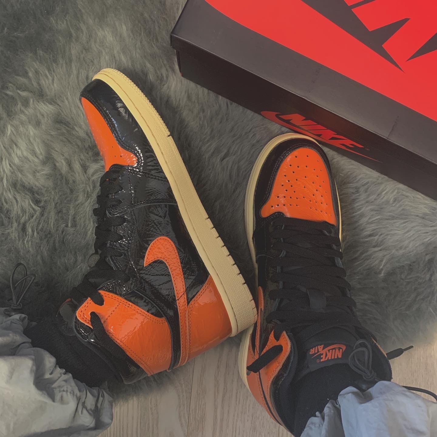 Jordan 1 Retro High Shattered Backboard 3.0 착용 스타일 - 2