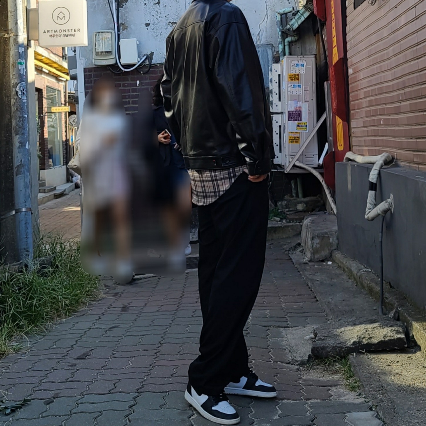 Jordan 1 Retro High OG Black White 2014 착용 스타일 - 2