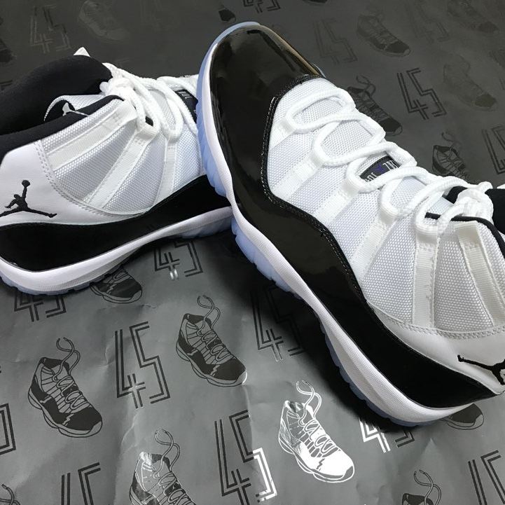 Jordan 11 Retro Concord 2018 착용 스타일
