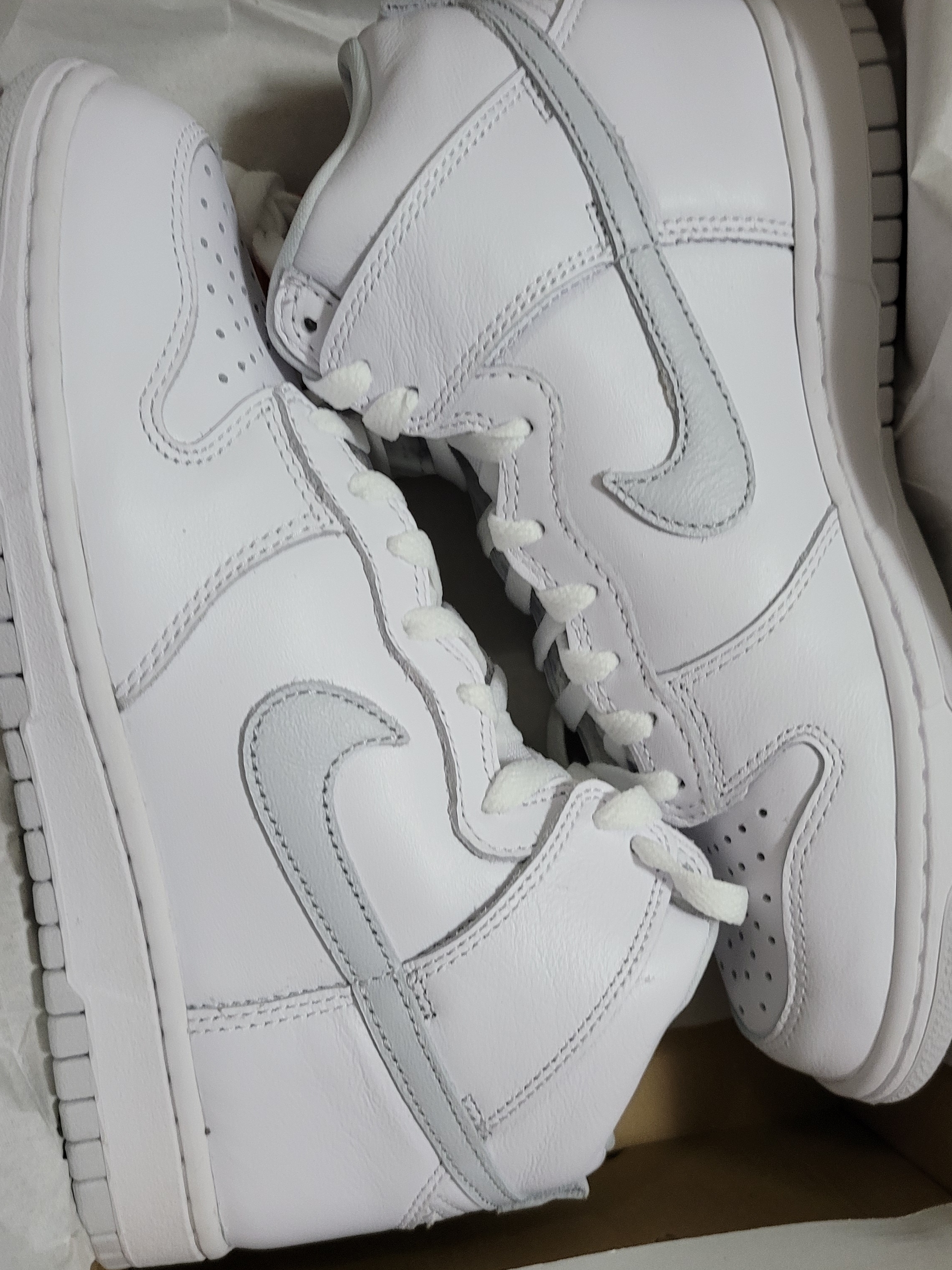 Nike Dunk High SP Pure Platinum 착용 스타일