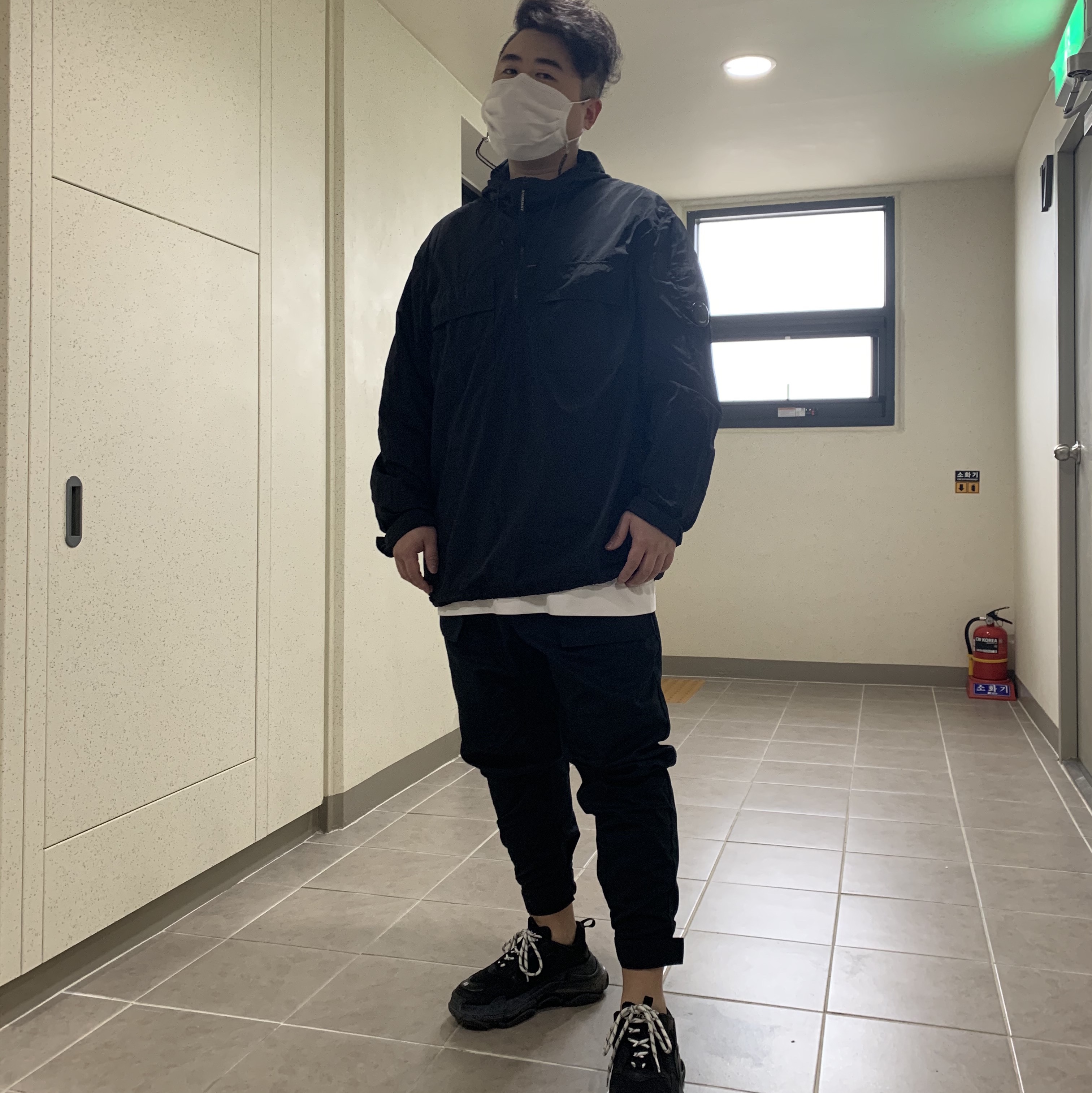 Balenciaga Triple S Black Clear Sole 2019 착용 스타일