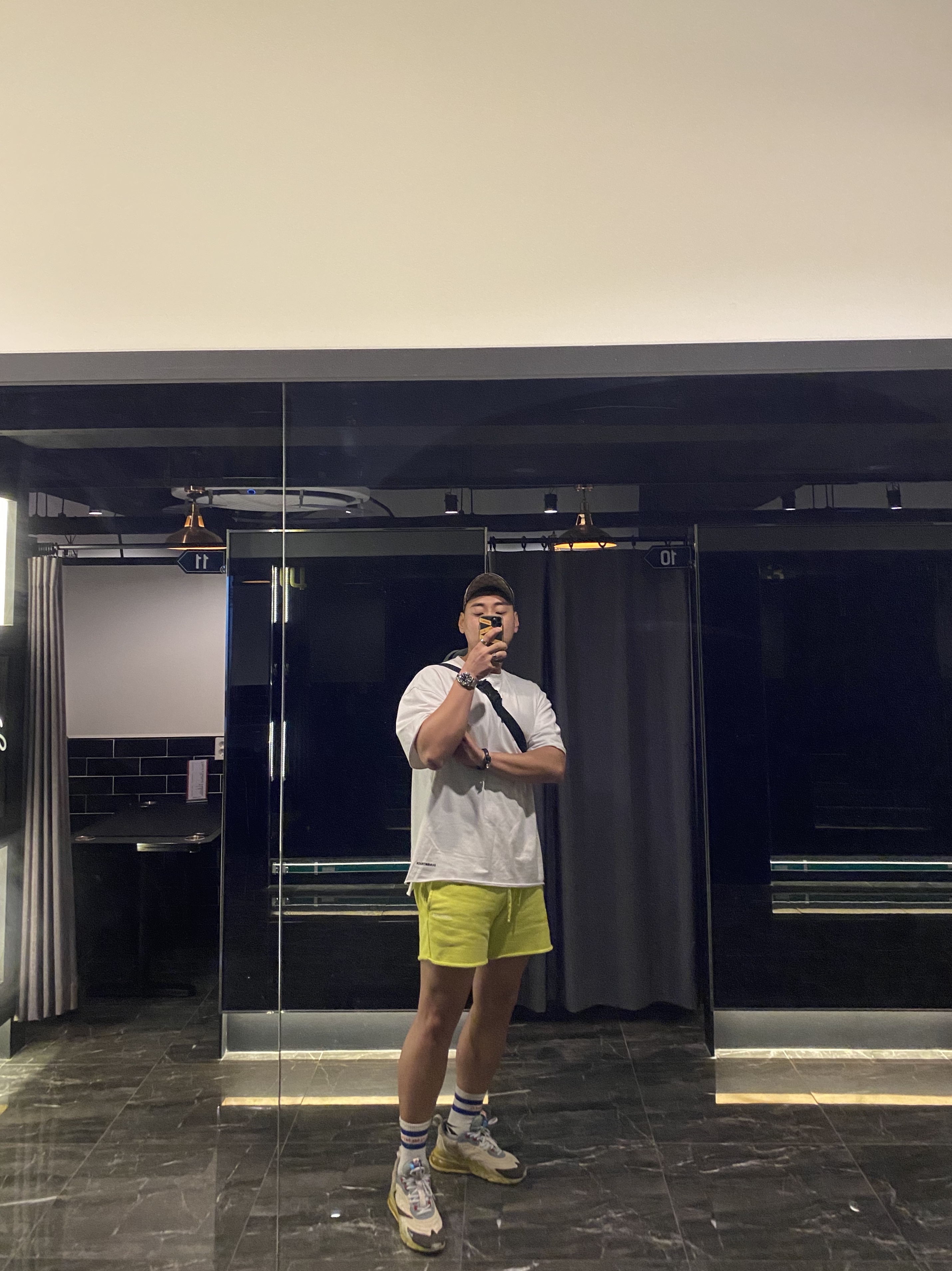 Nike x Travis Scott Air Max 270 React Cactus Trails 착용 스타일