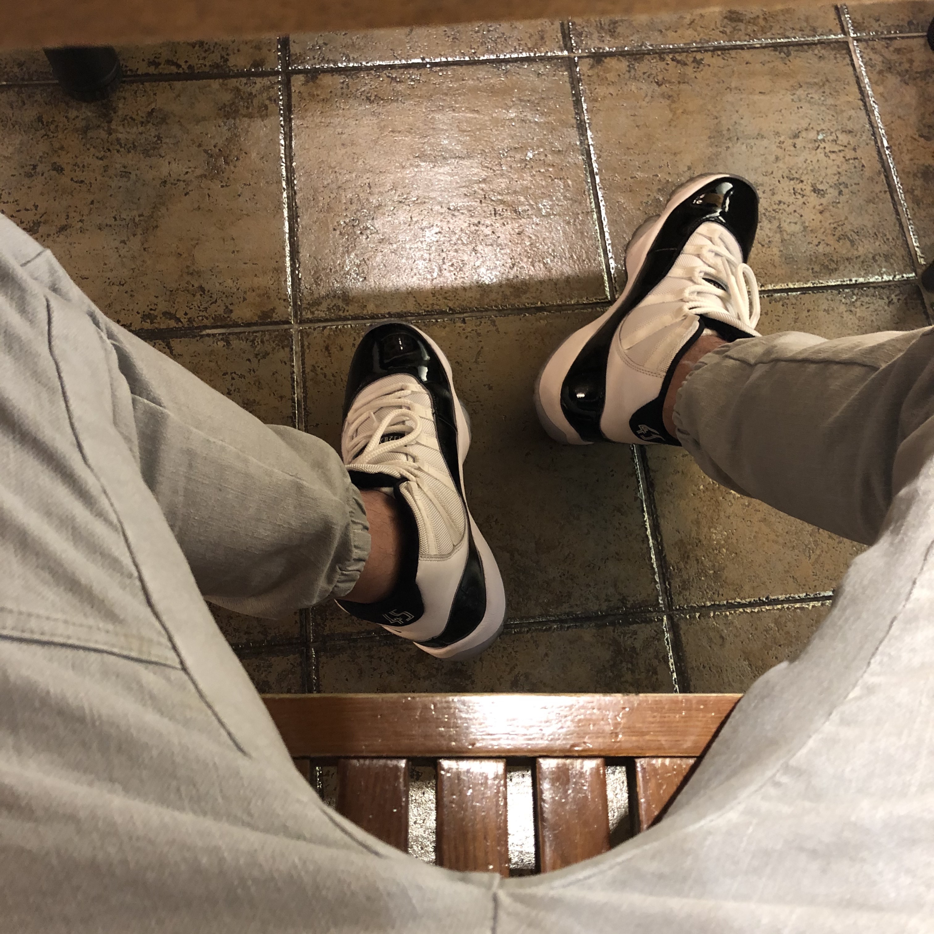 Jordan 11 Retro Concord 2018 착용 스타일
