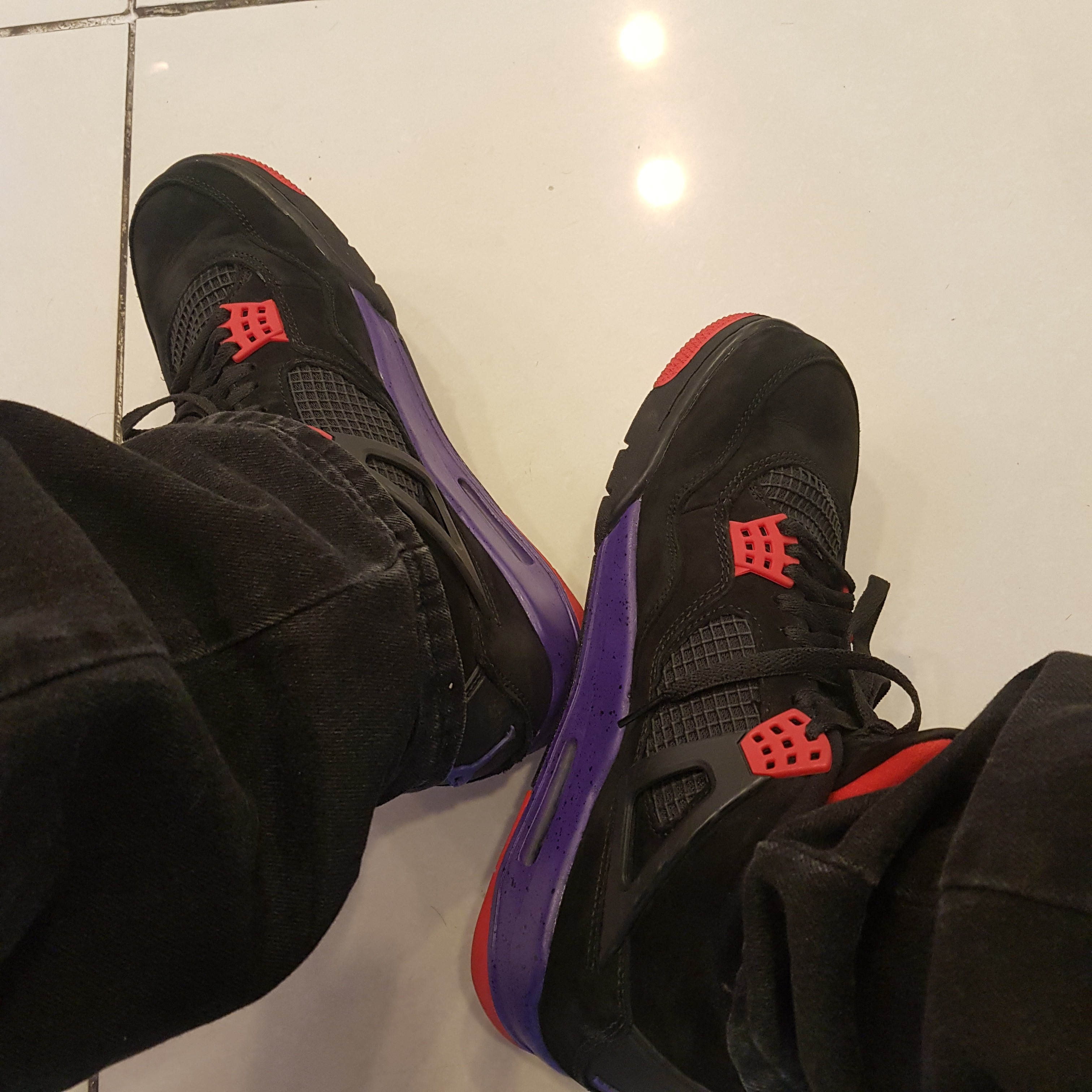 Jordan 4 Retro Raptors 2018 착용 스타일