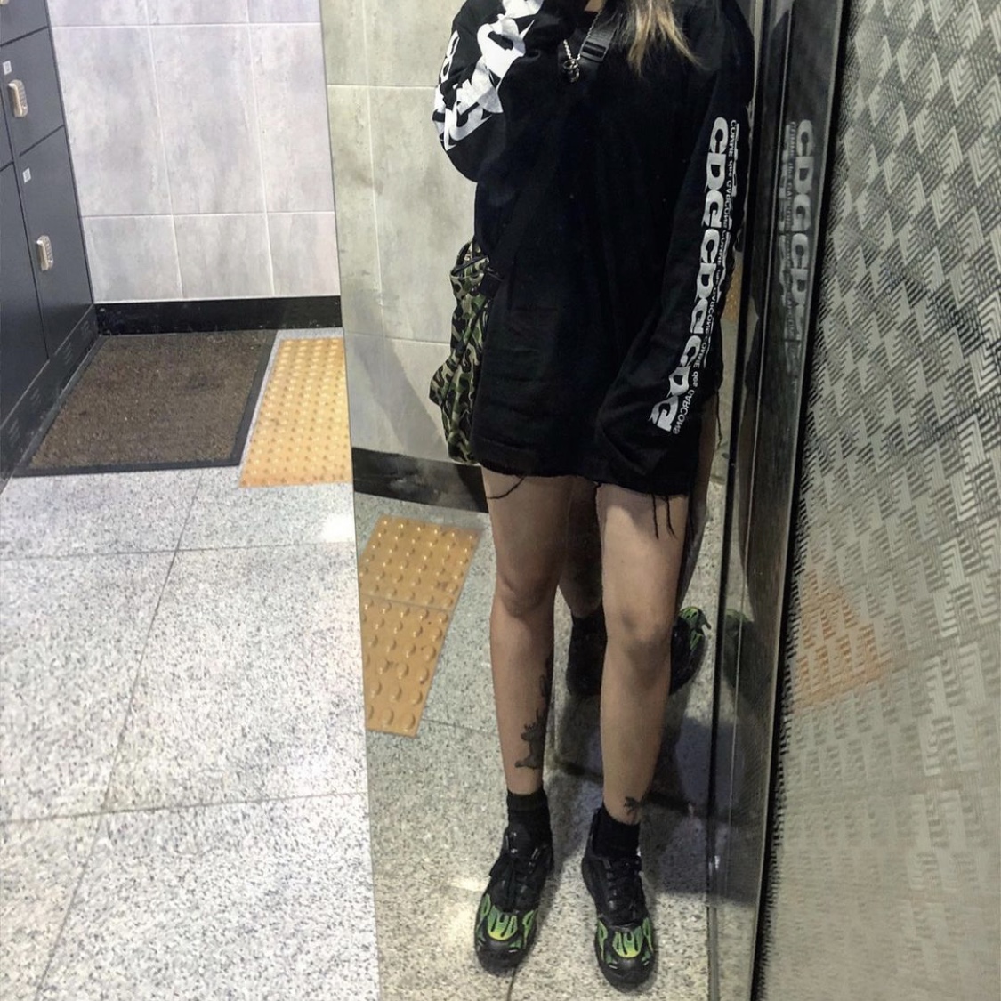 Nike x Supreme Zoom Streak Spectrum Plus Black 착용 스타일