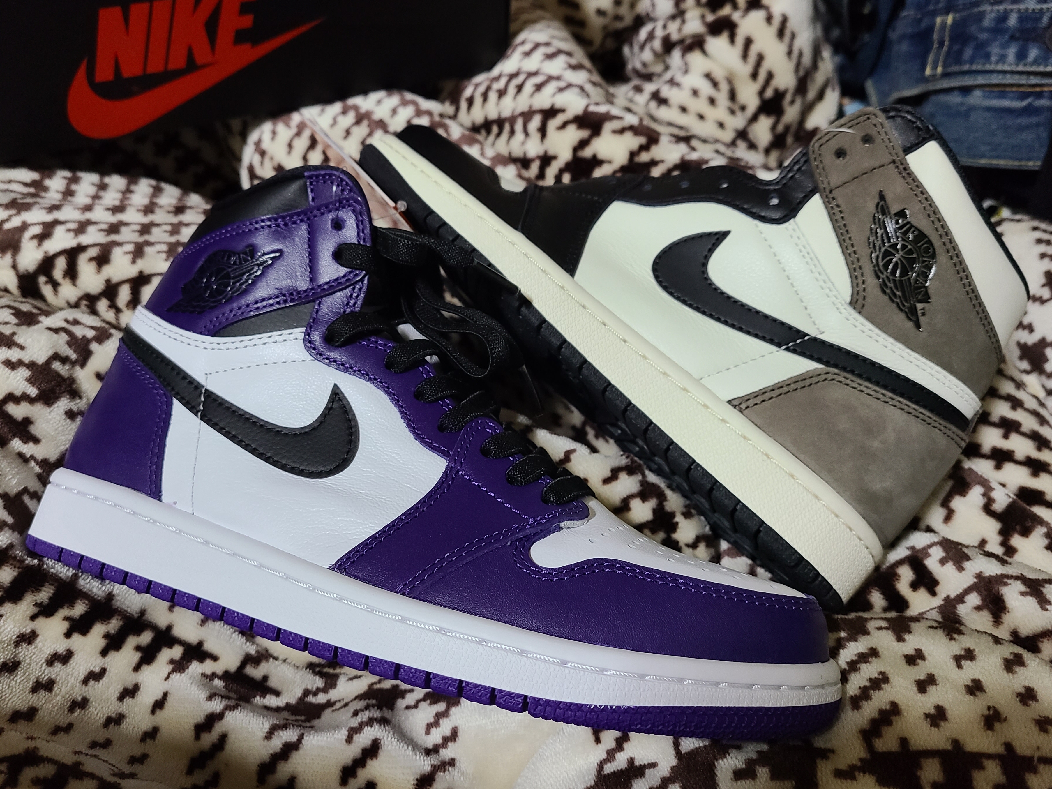 Jordan 1 Retro High OG Black Mocha, Jordan 1 Retro High OG Court Purple 2020 착용 스타일 - 1