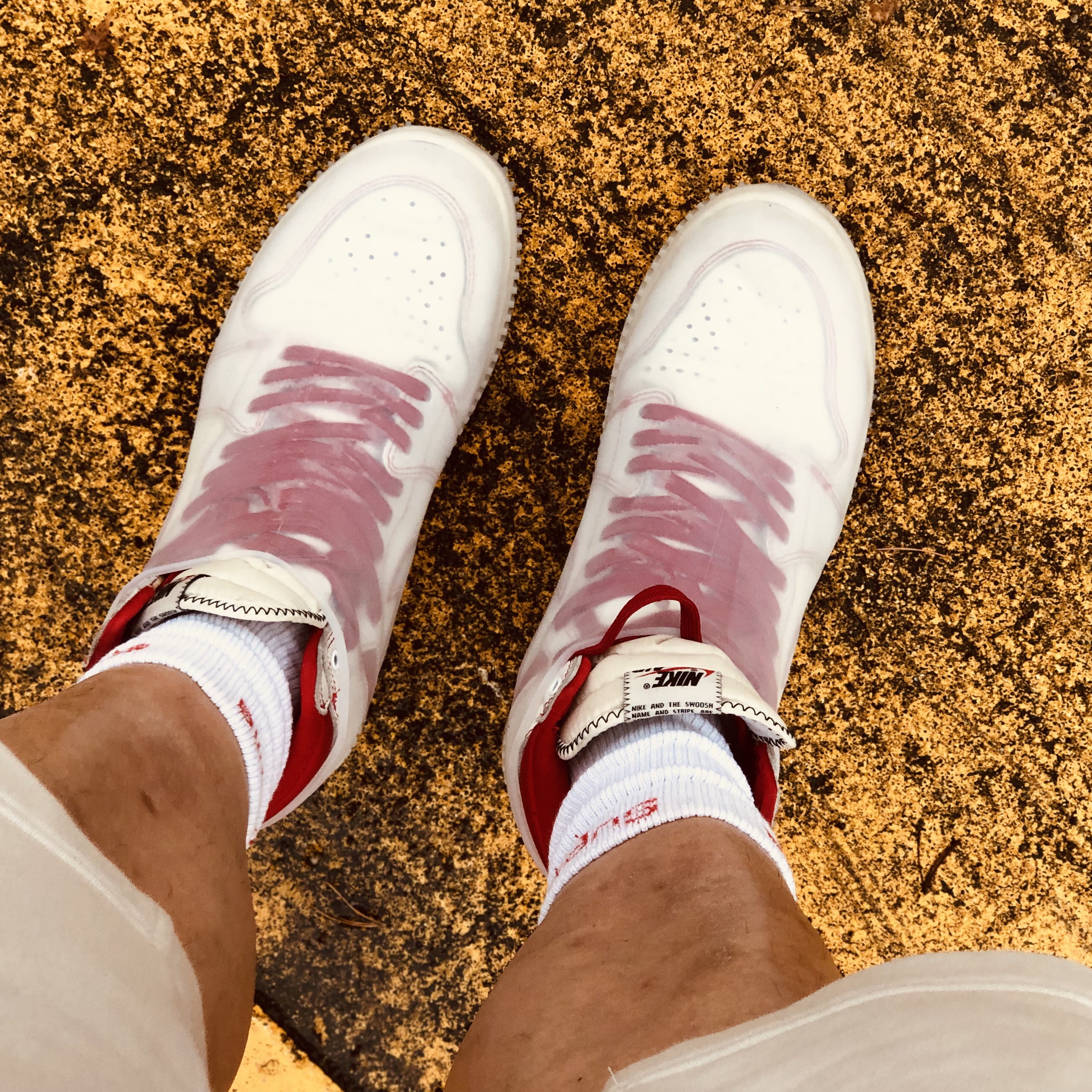 Jordan 1 Retro High Phantom Gym Red 착용 스타일 - 1