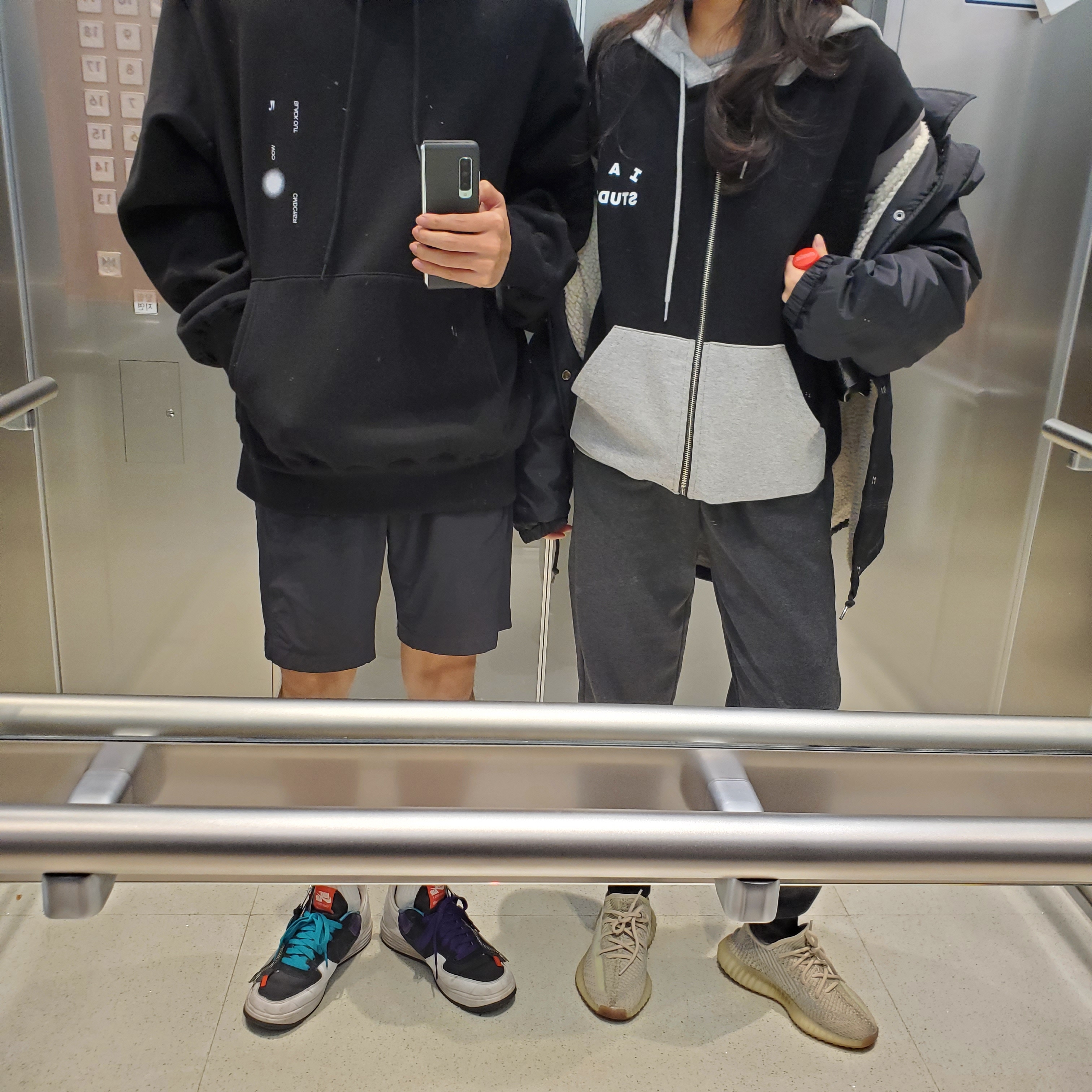 Nike x Acronym Lunar Force 1 SP Zip Turbo Green, Adidas Yeezy Boost 350 V2 Citrin - Non-Reflective 착용 스타일