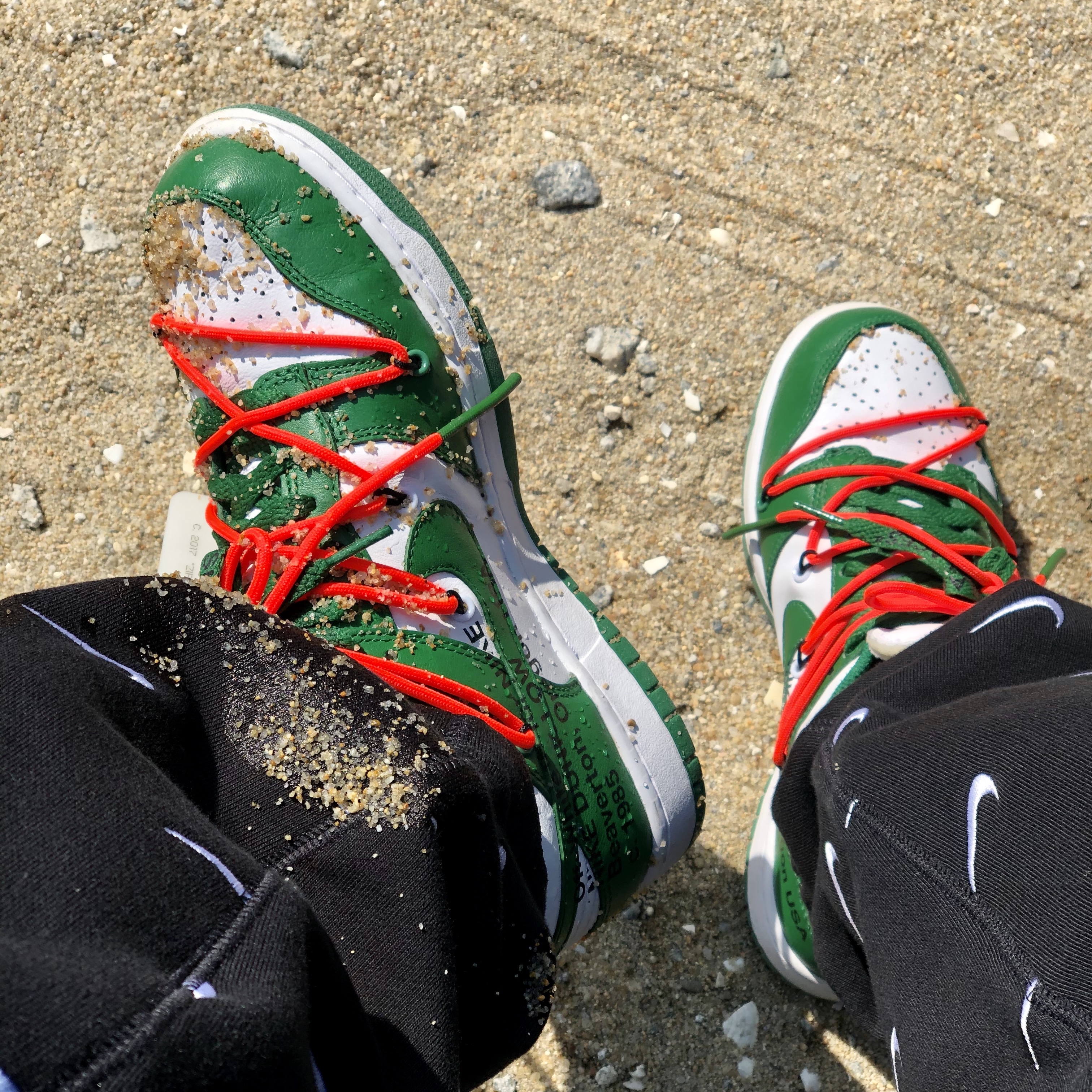 Nike x Off-White Dunk Low Pine Green 착용 스타일