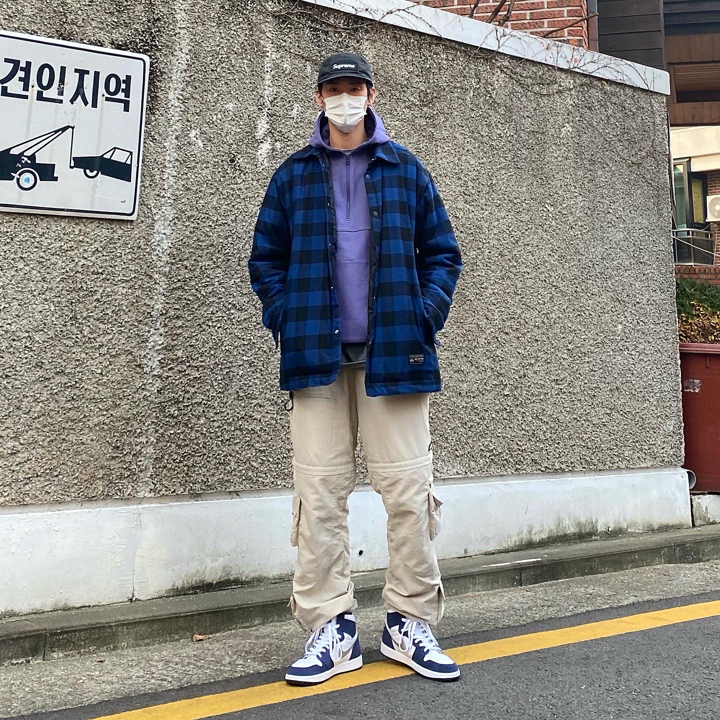 Jordan 1 Retro High OG CO.JP Midnight Navy 착용 스타일 - 2