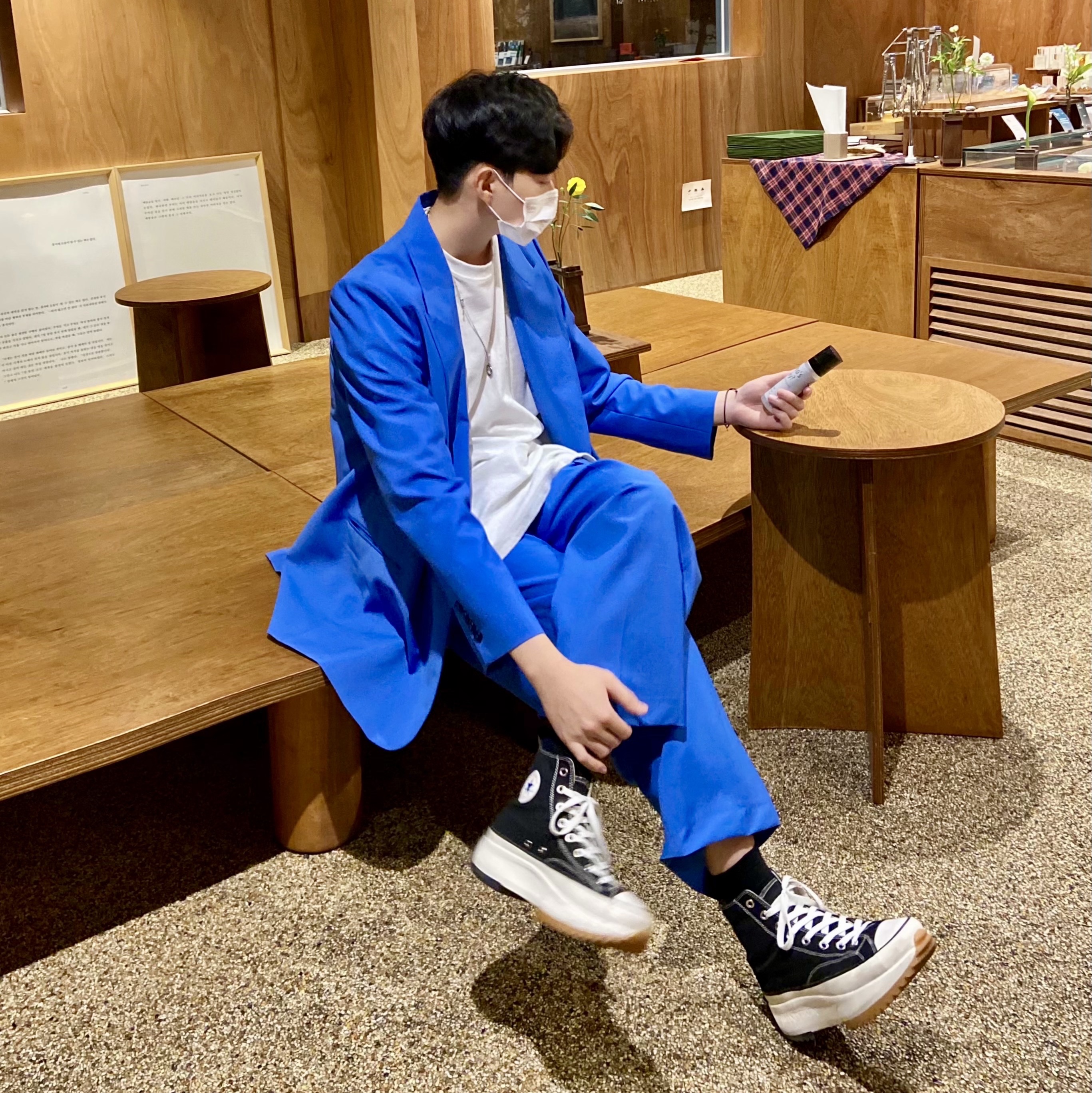 Converse x JW Anderson Run Star Hike Hi Black 착용 스타일