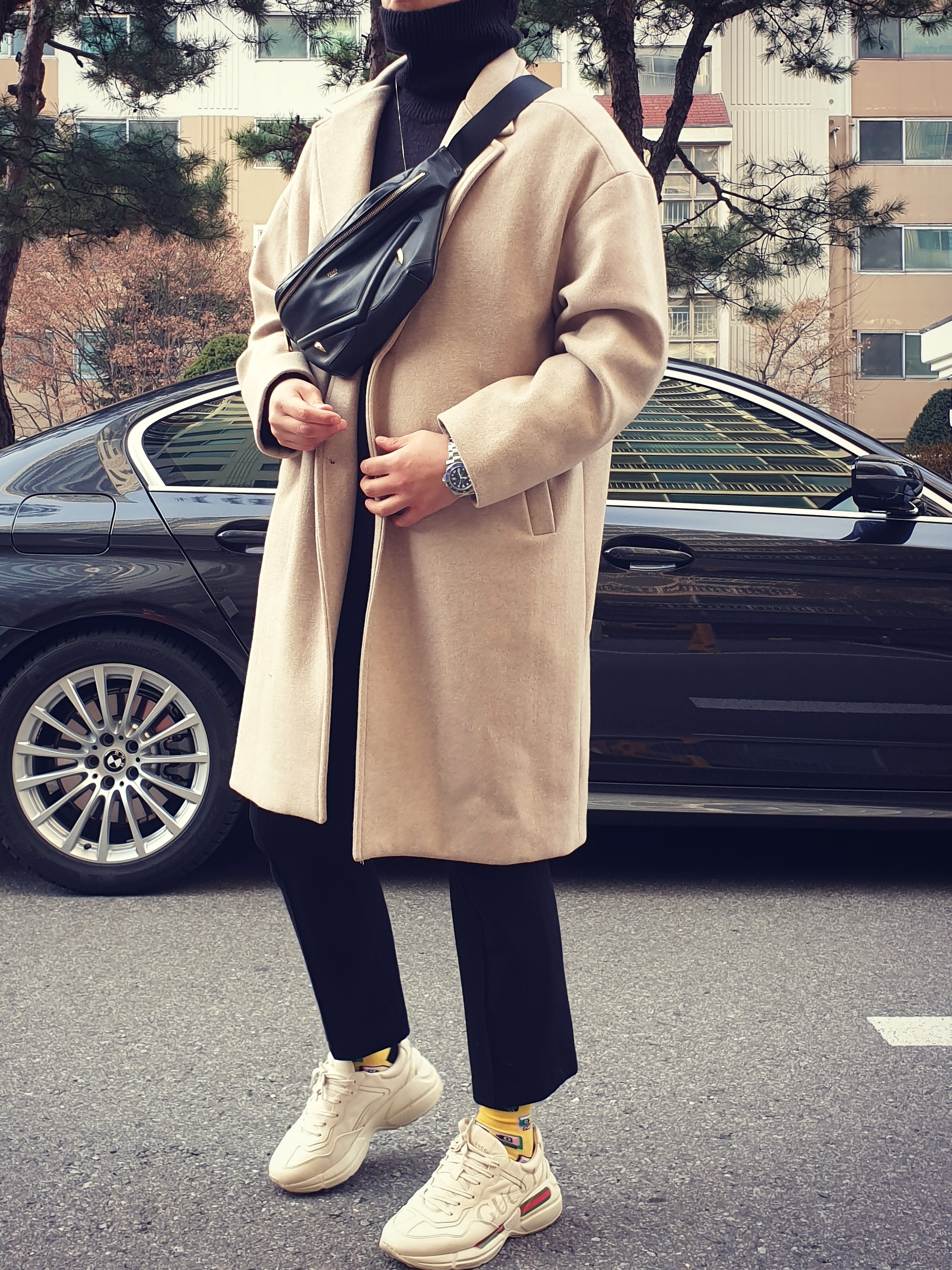 Gucci Rhyton Leather Sneakers Logo 착용 스타일