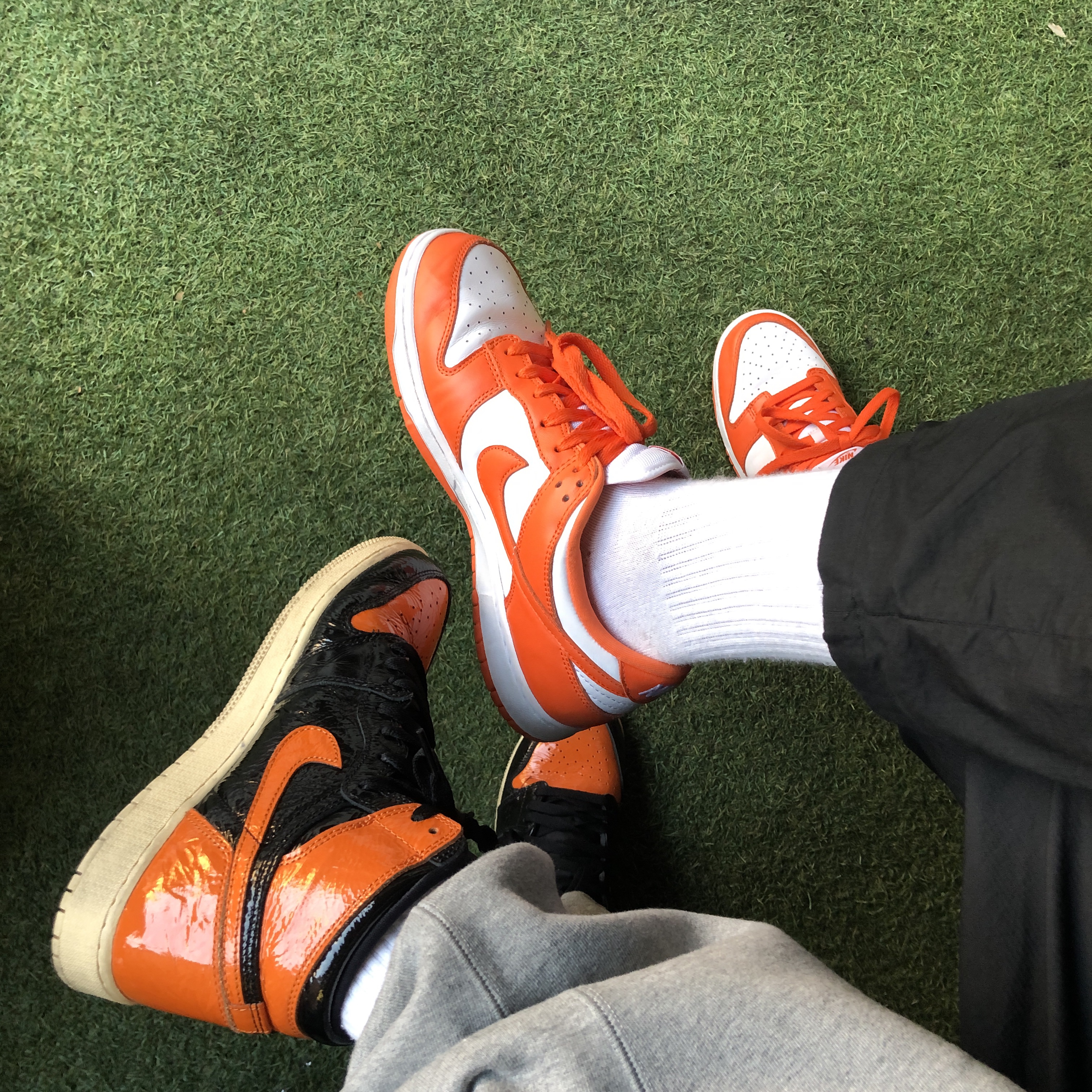 Jordan 1 Retro High Shattered Backboard 3.0, Nike Dunk Low SP Syracuse 2020 착용 스타일