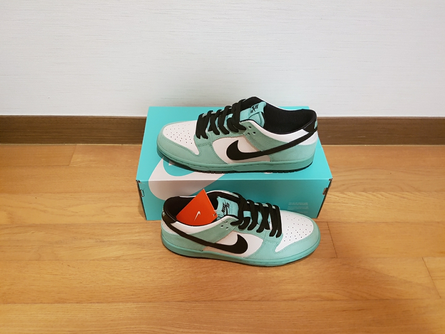 Nike Dunk SB Low Sea Crystal 착용 스타일