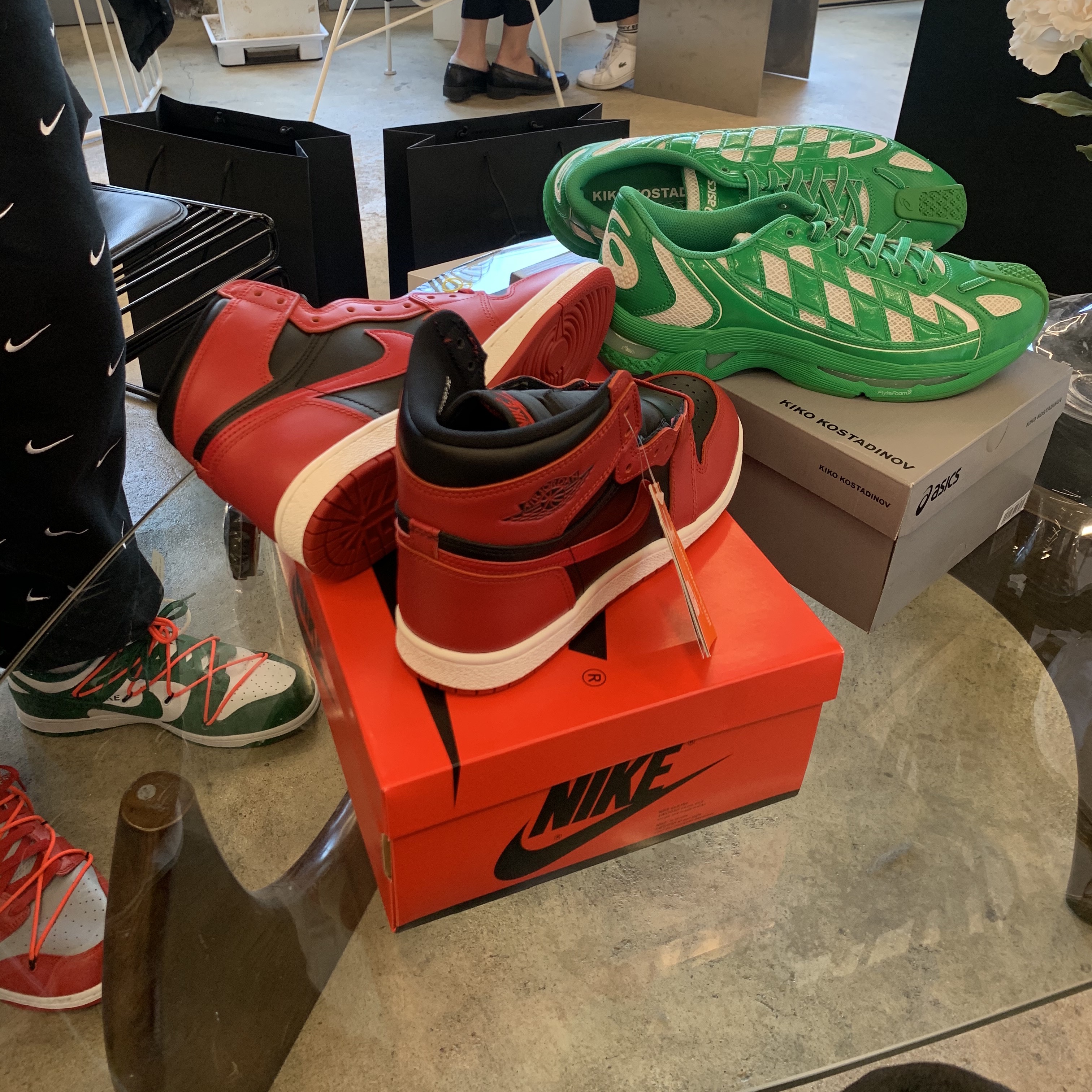 Nike x Off-White Dunk Low University Red, Nike x Off-White Dunk Low Pine Green 착용 스타일