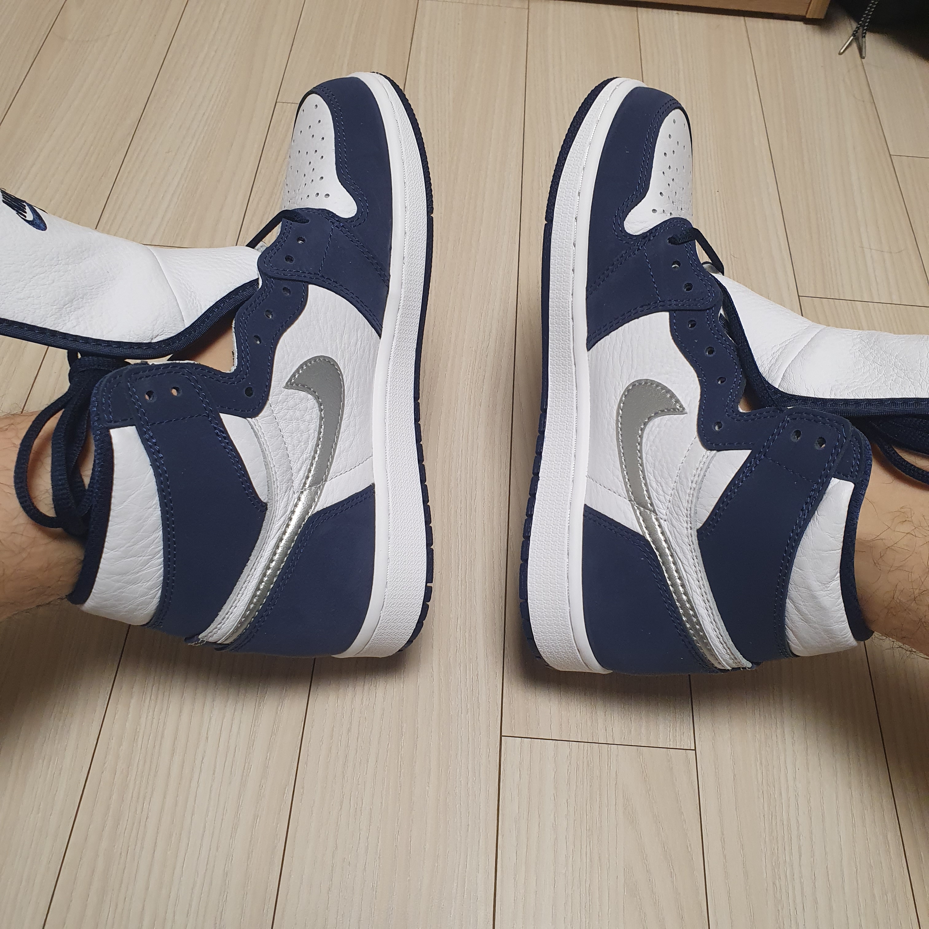 Jordan 1 Retro High OG CO.JP Midnight Navy 착용 스타일