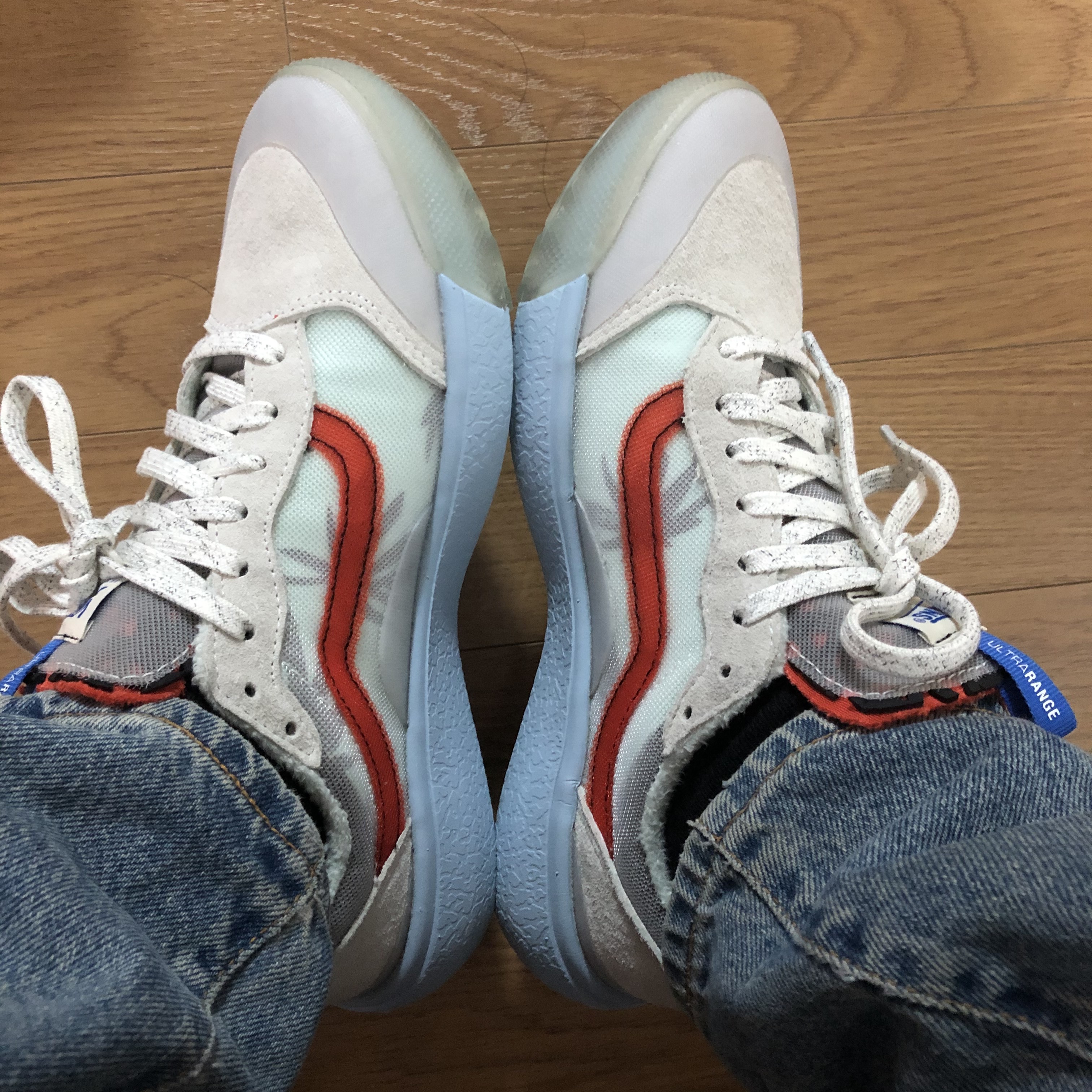 Vans Ultrarange Exo LX Checkerboard Marshmallow 착용 스타일 - 1