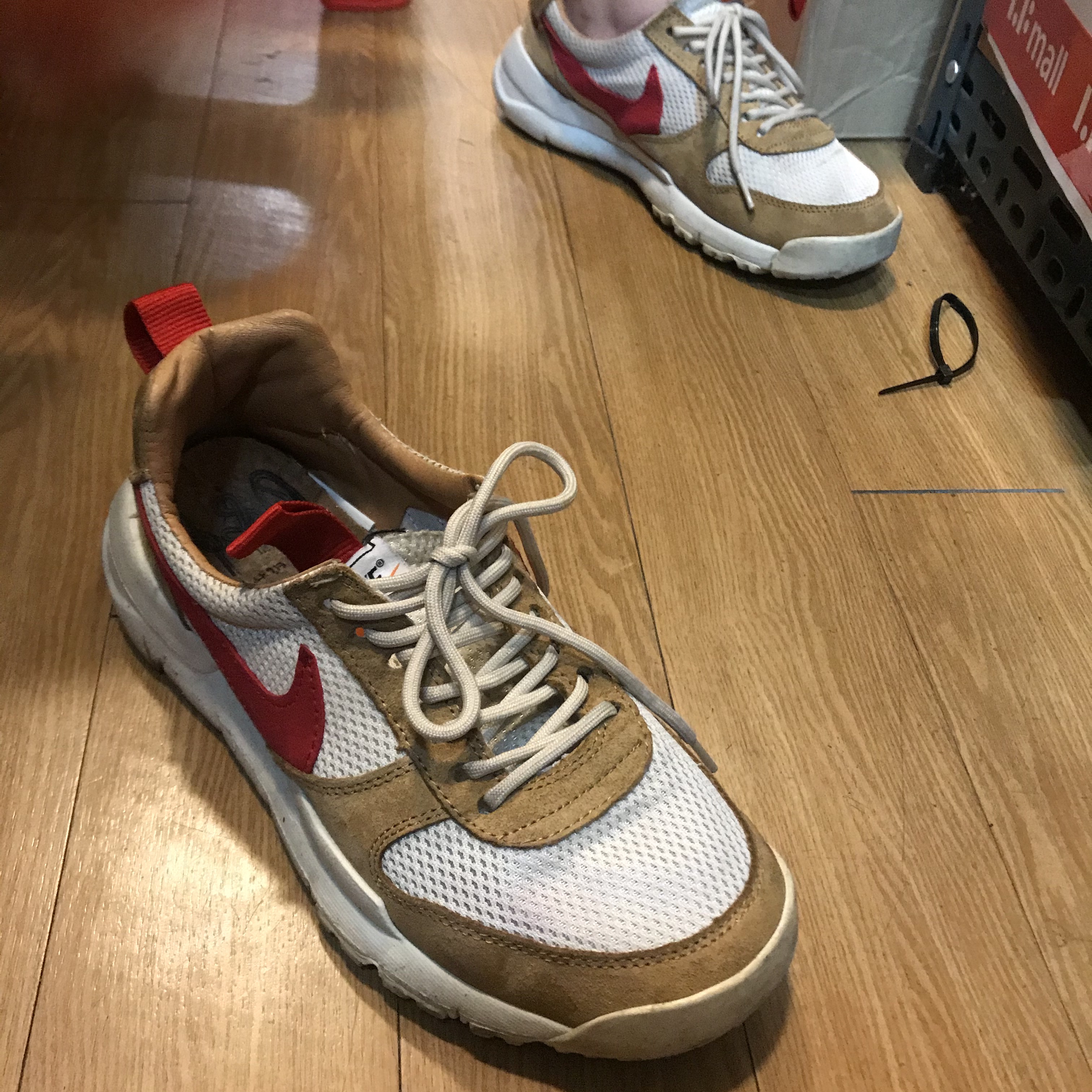 Nike x Tom Sachs Mars Yard Shoe 2.0 Space Camp 착용 스타일