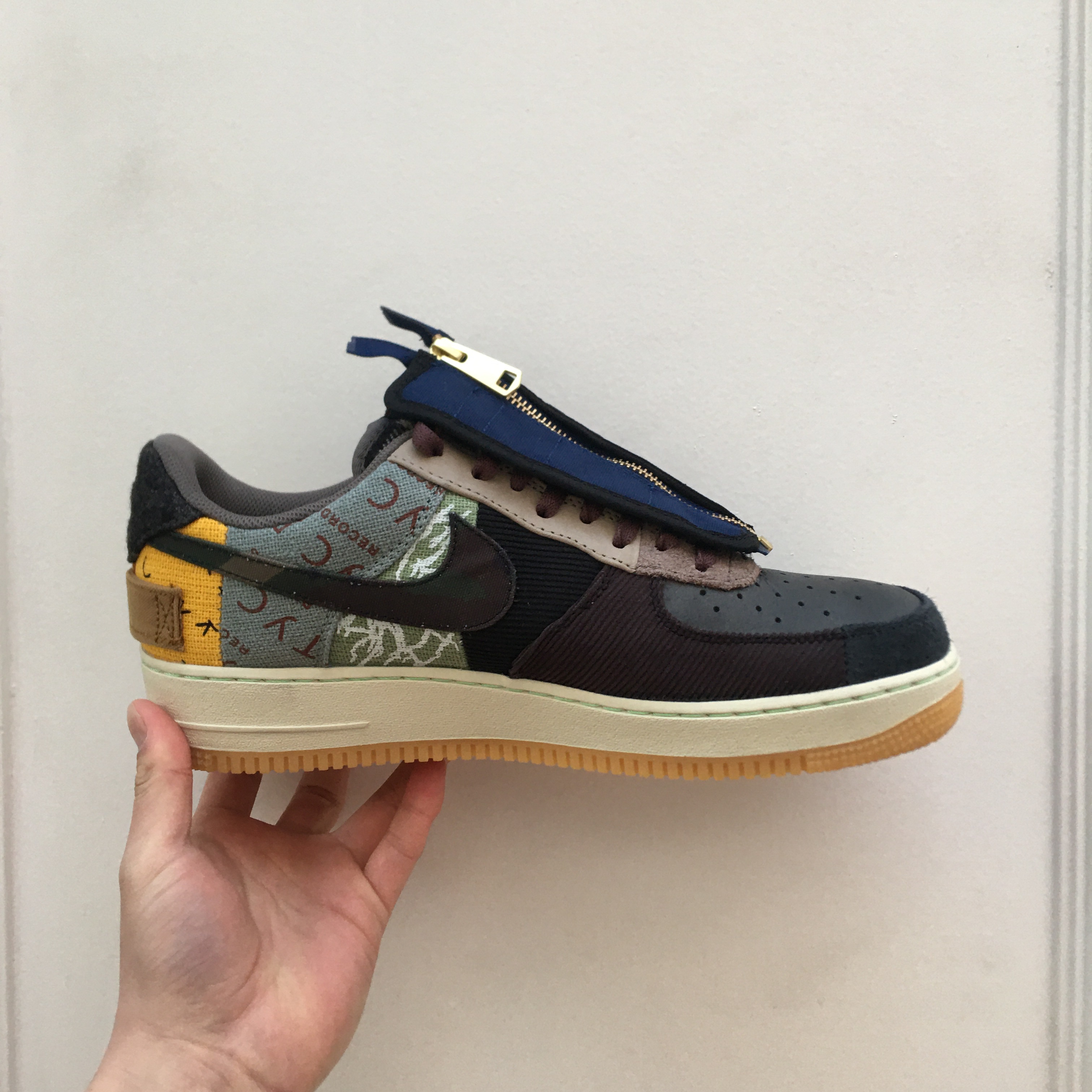 Nike x Travis Scott Air Force 1 Low Cactus Jack 착용 스타일 - 3
