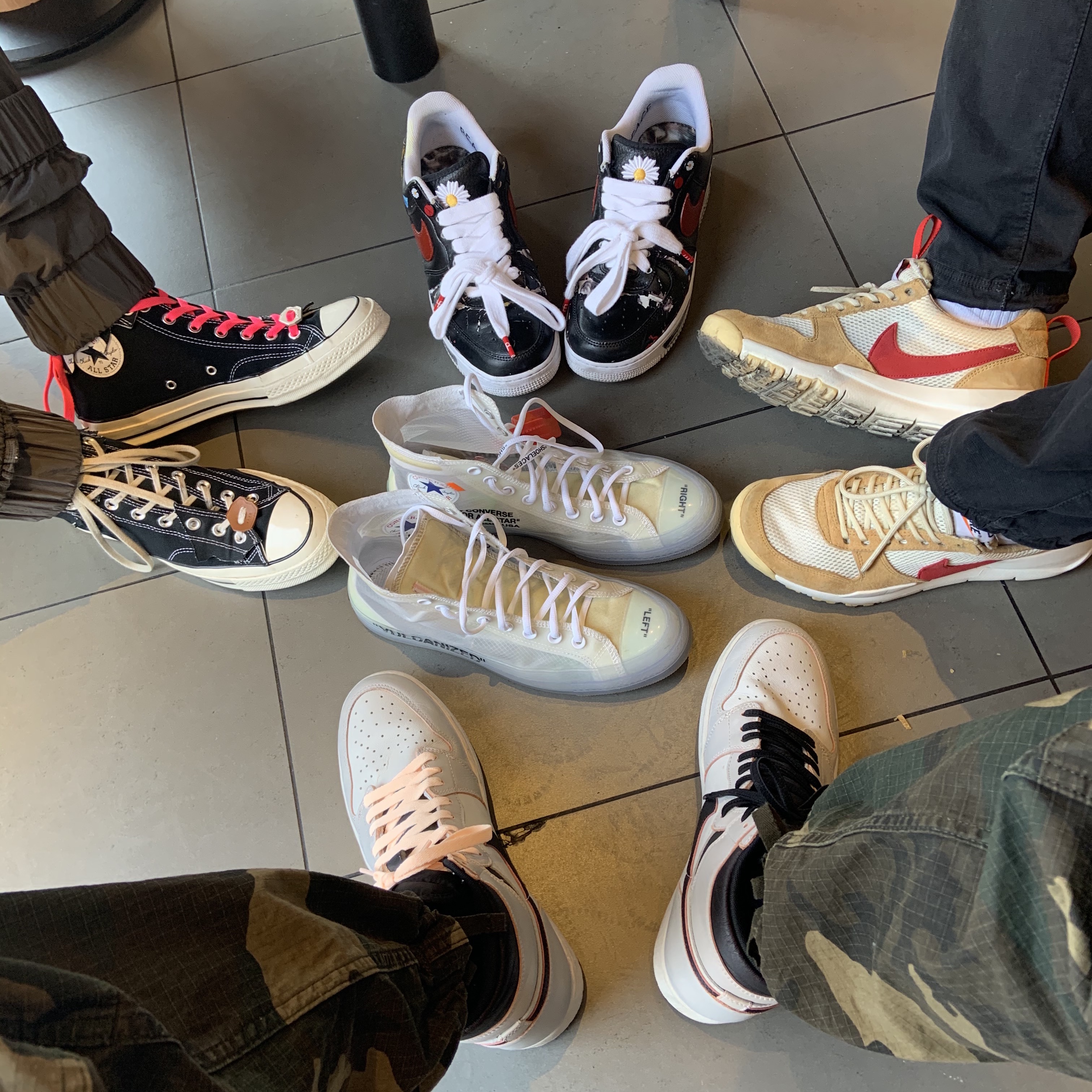 Jordan 1 Retro High OG Defiant SB NYC to Paris, Nike x Tom Sachs Mars Yard Shoe 2.0 Space Camp 착용 스타일