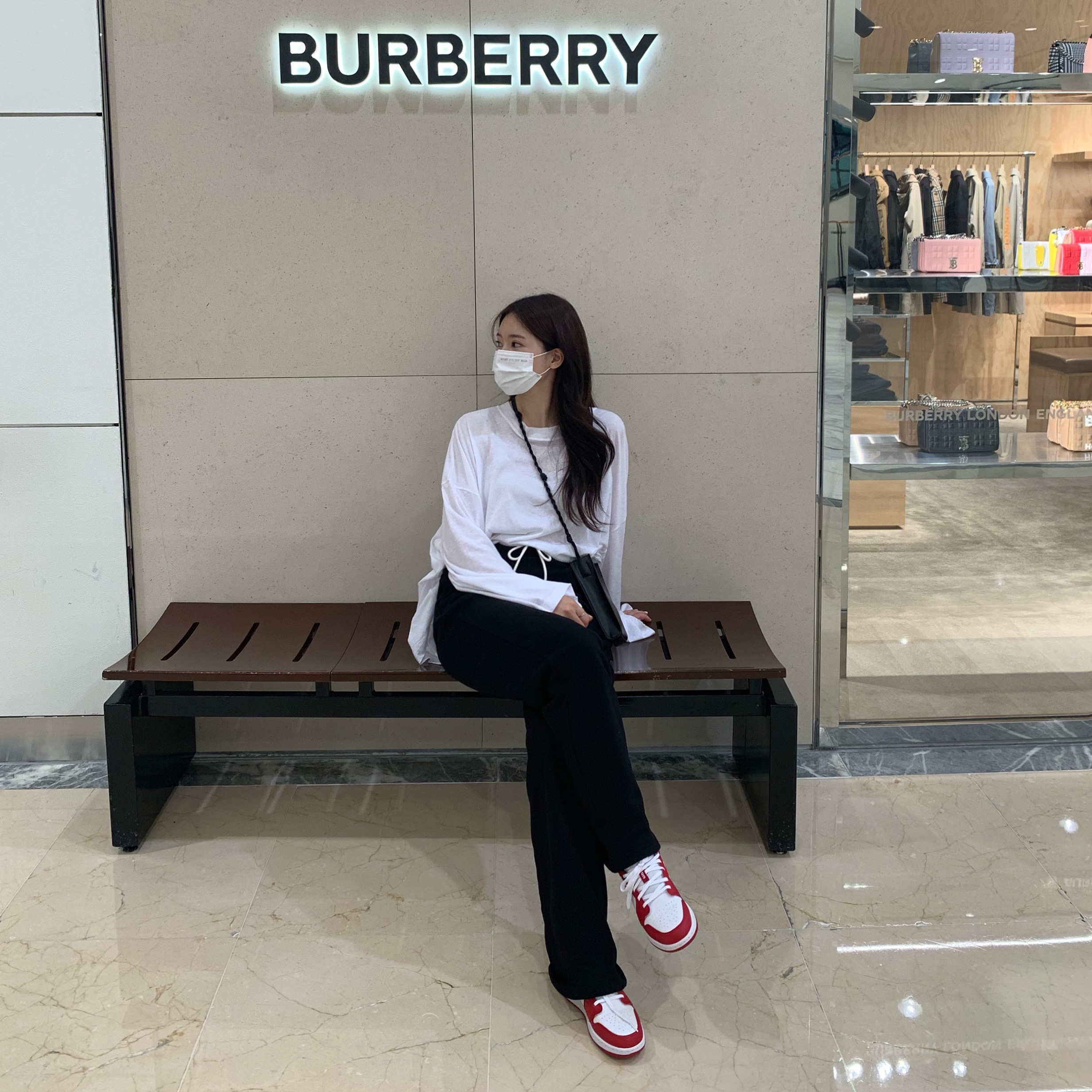 (GS) Jordan 1 Low Gym Red White 착용 스타일