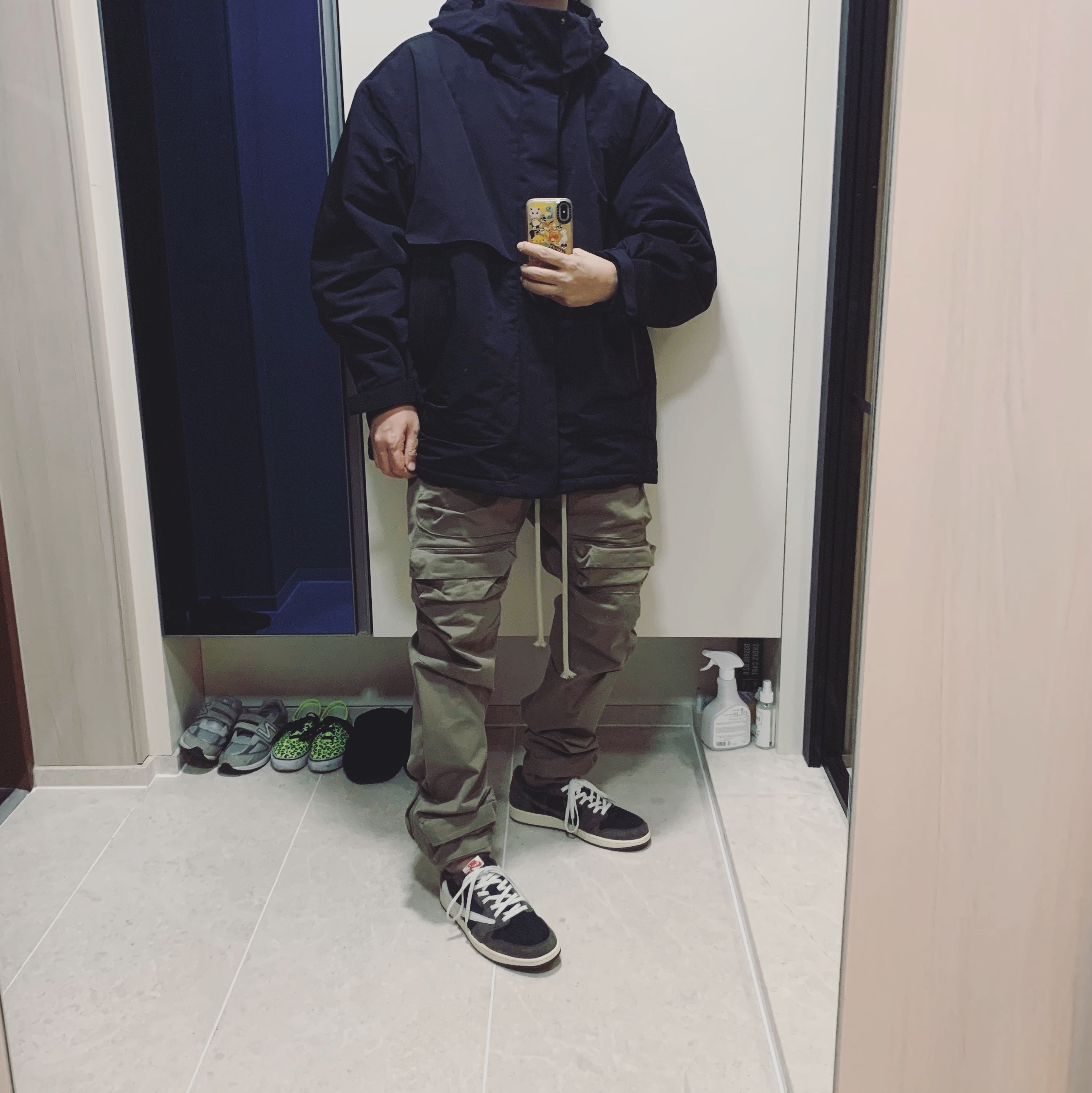 Jordan 1 x Travis Scott Retro Low OG SP Mocha 착용 스타일
