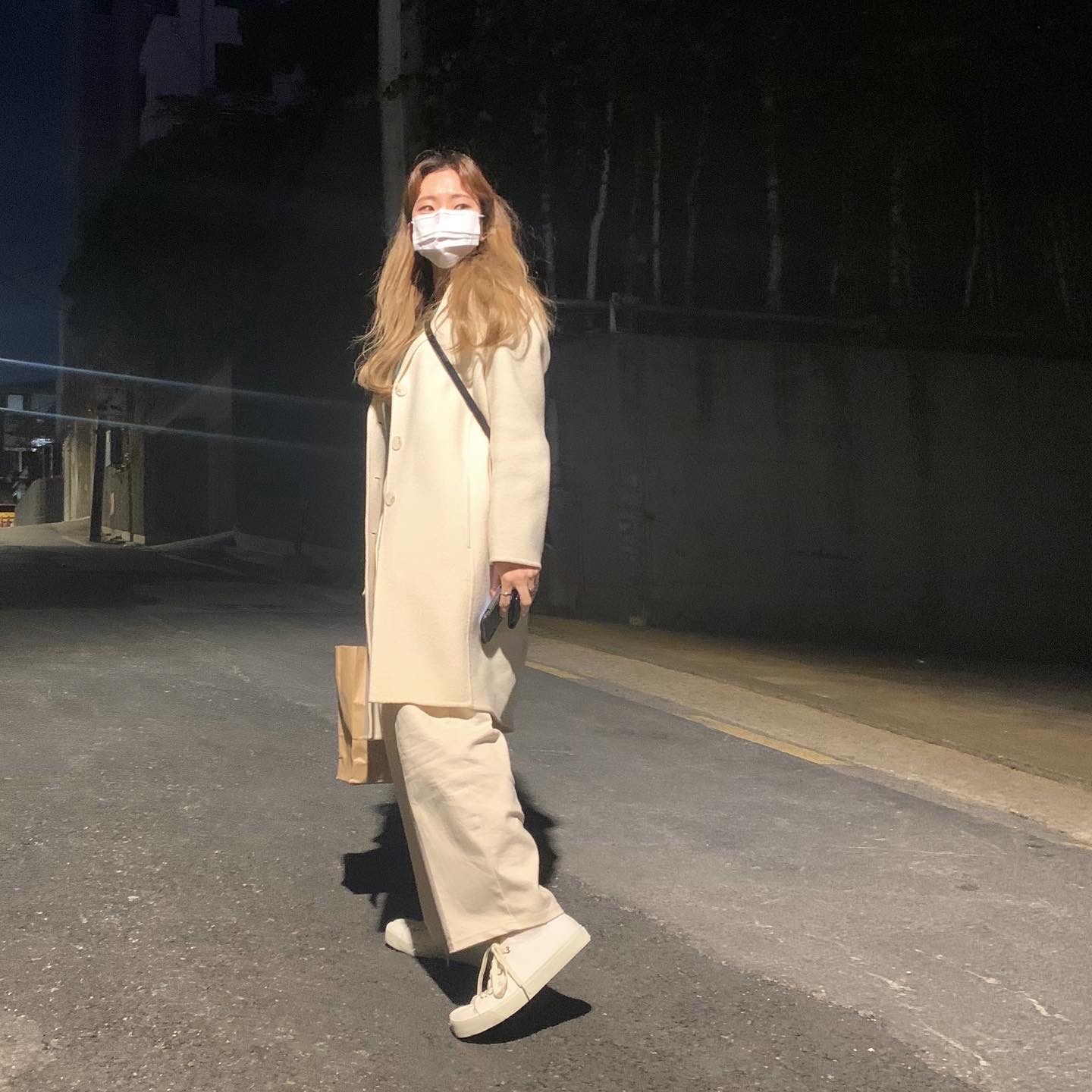 Maison Margiela Tabi Low White 착용 스타일 - 1
