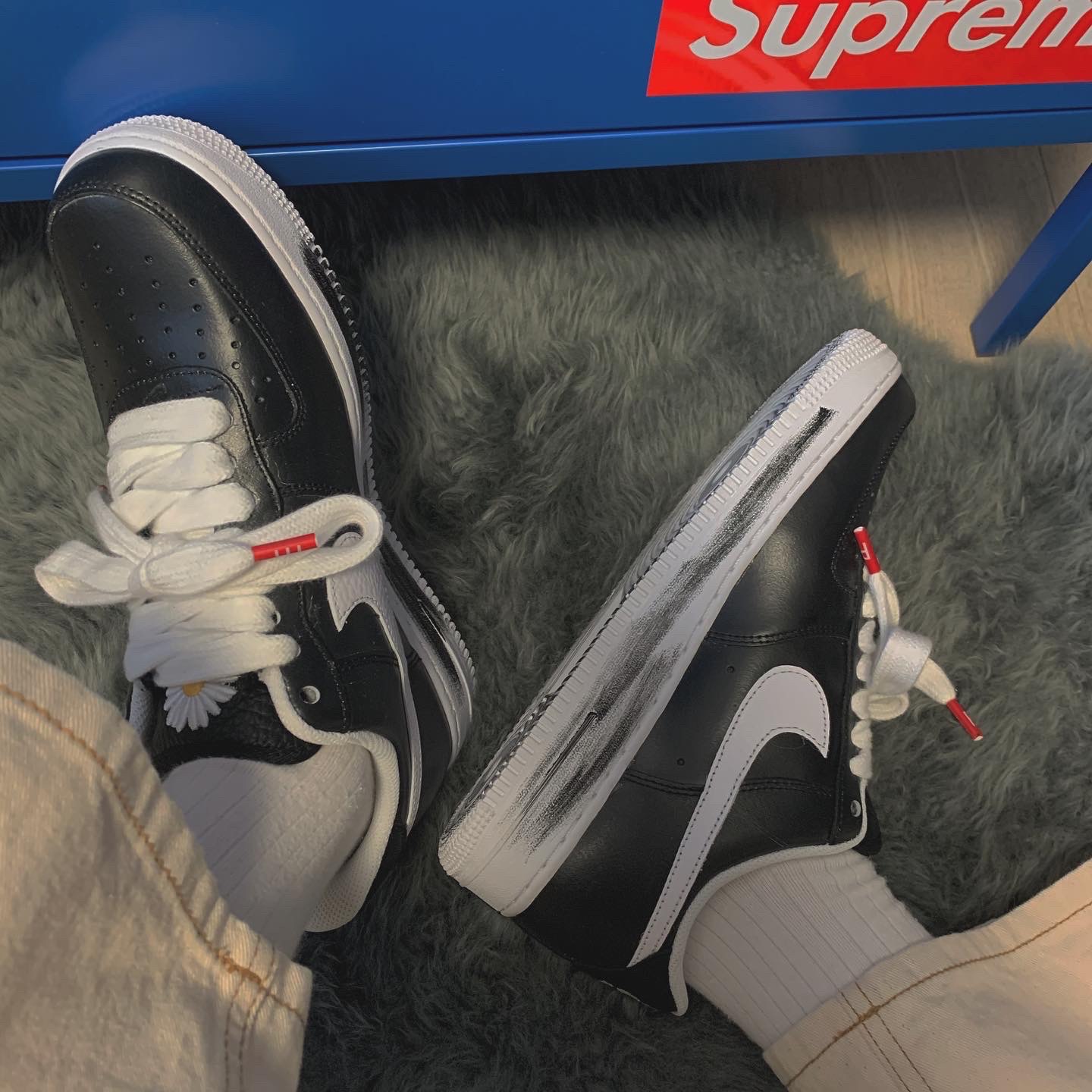 Nike x Peaceminusone Air Force 1 Low Para-Noise 착용 스타일