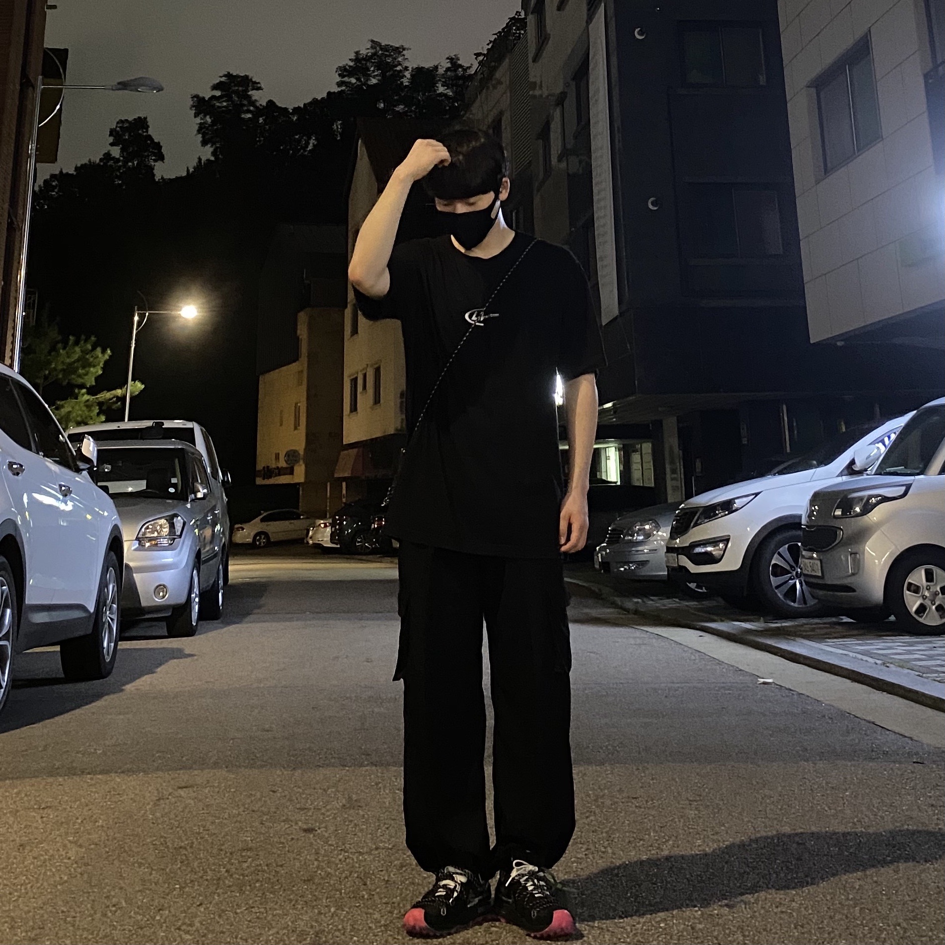 (W) Nike x Off-White Zoom Terra Kiger 5 Black 착용 스타일