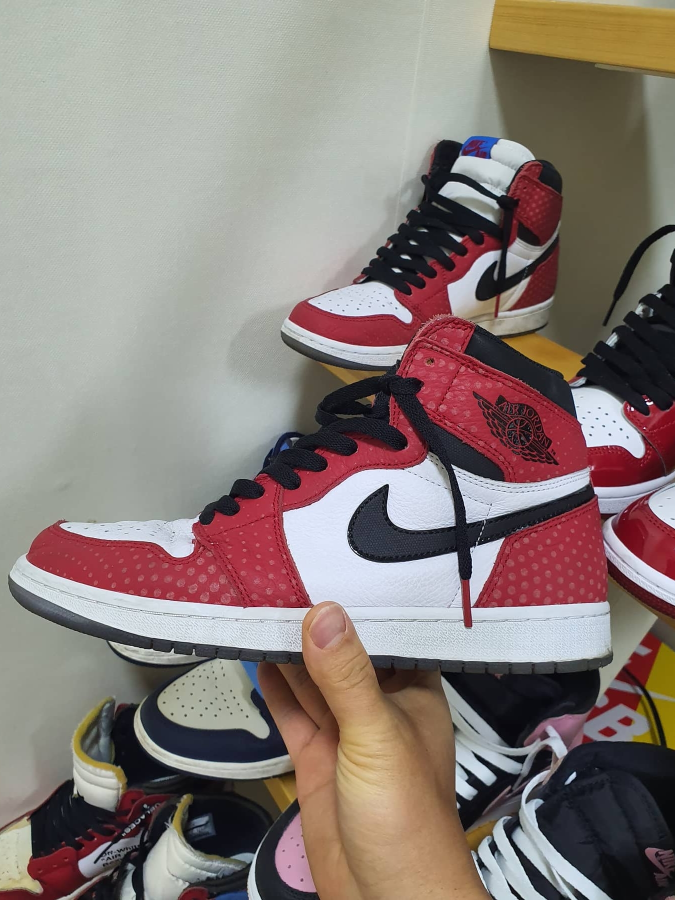 Jordan 1 Retro High Spider-Man Origin Story 착용 스타일