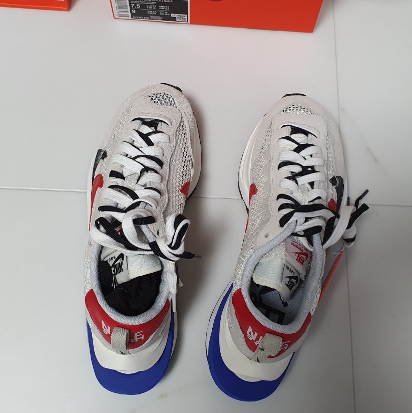 Nike x Sacai VaporWaffle Royal Fuchsia 착용 스타일